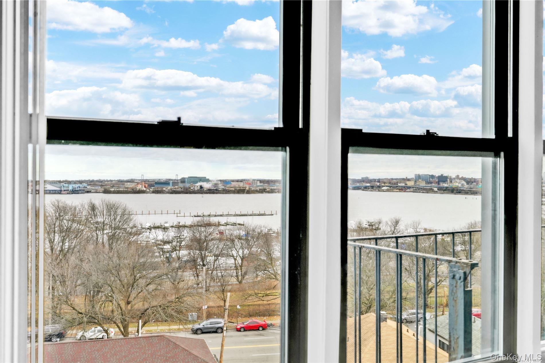 #12 photo, 108-05 Astoria Boulevard, クイーンズ区 East Elmhurst , NY 11369