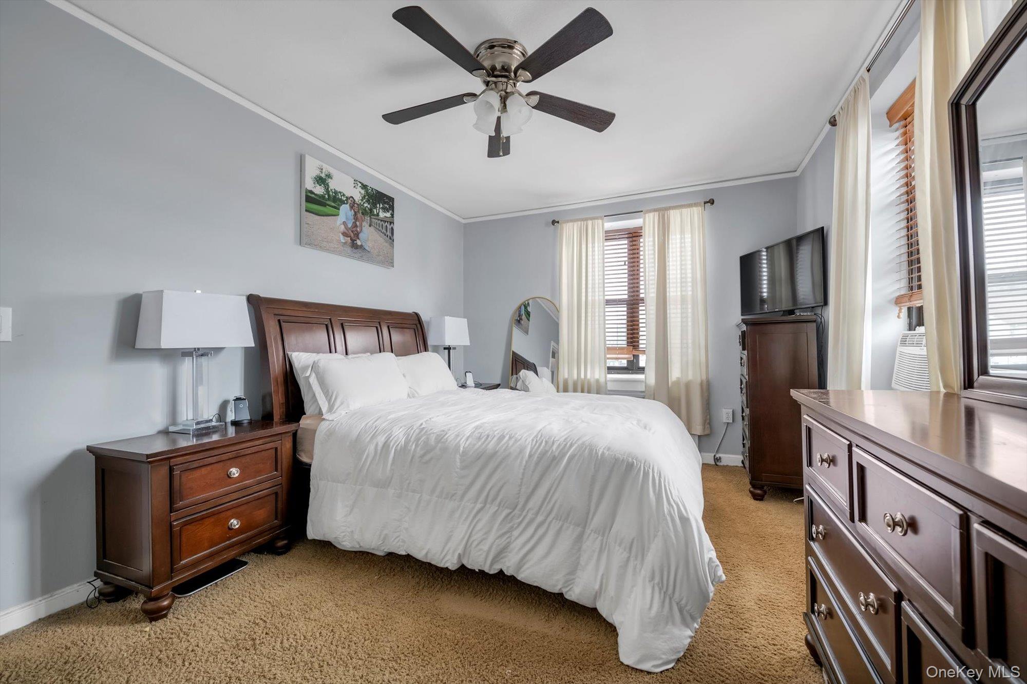 #9 photo, 1 Town House Place, Great Neck , NY 11021