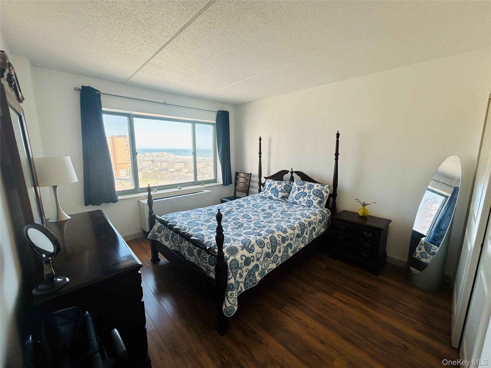 #9 photo, 136 Beach 117th Street, クイーンズ区 Rockaway Park , NY 11694