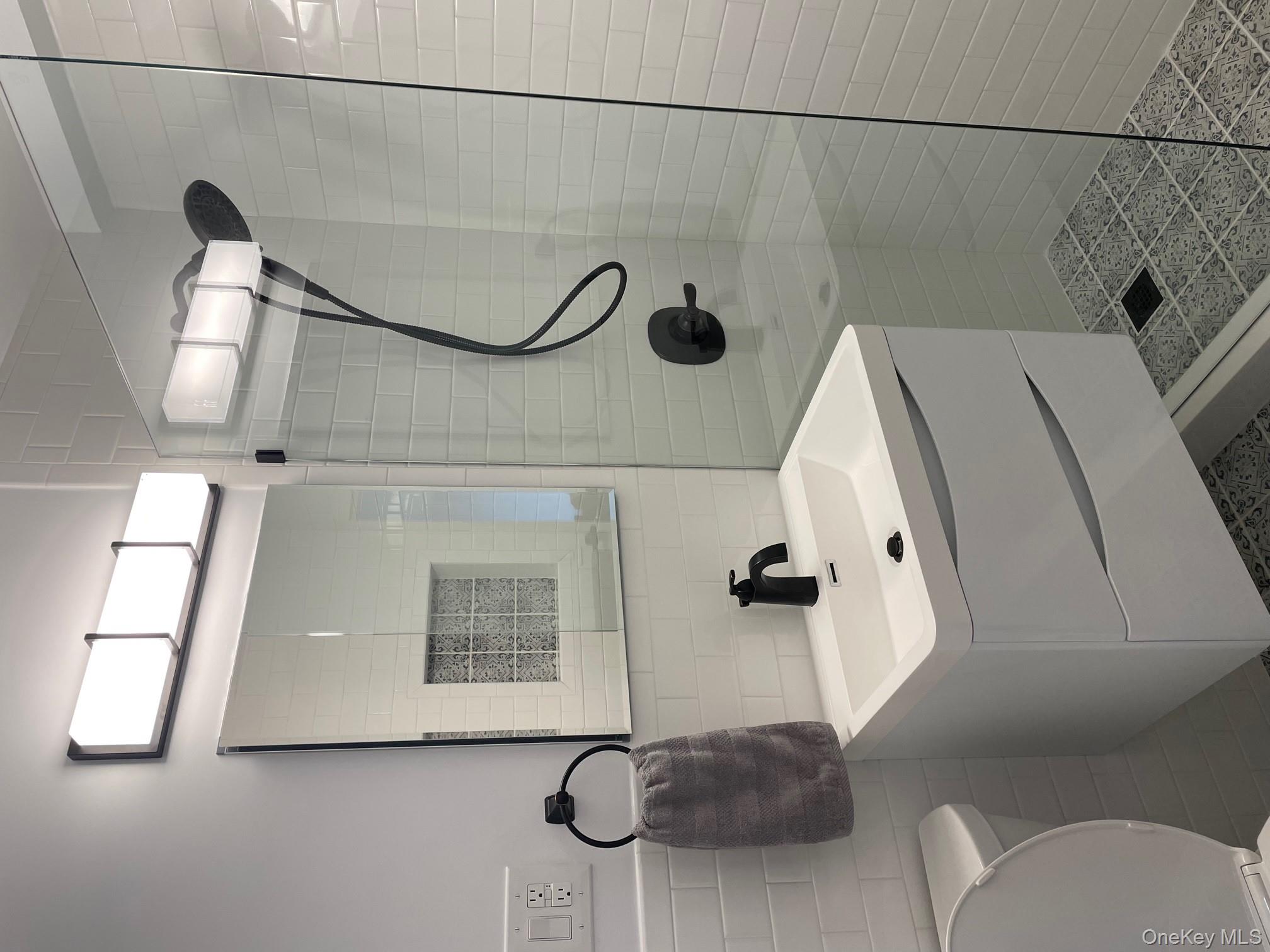 #4 photo, 310 Riverside, Long Beach , NY 11561