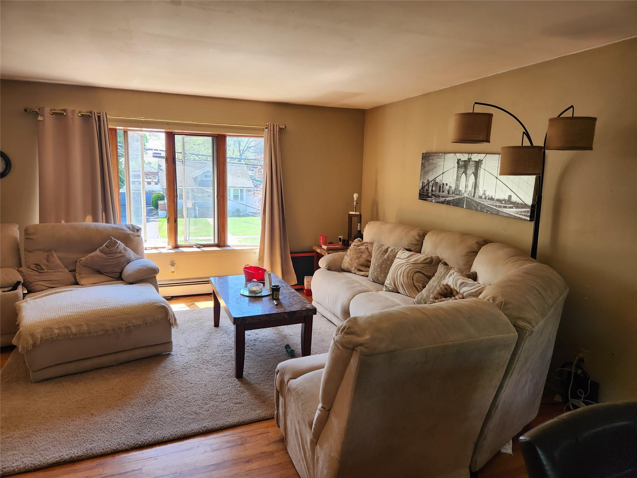 #12 photo, 35 Mulford Place, Hempstead , NY 11550