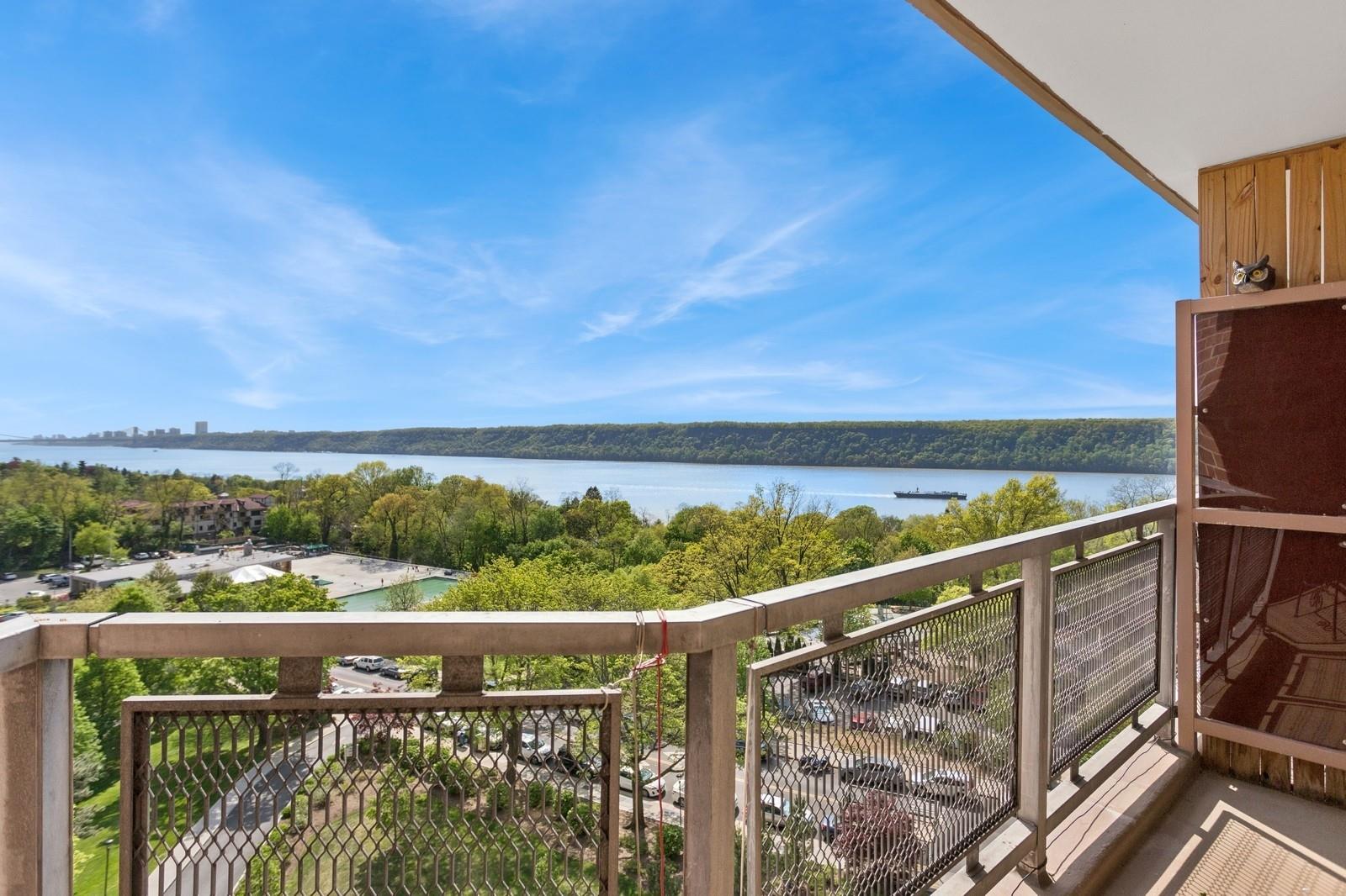 #10 photo, 5800 Arlington Avenue, ブロンクス区 Bronx , NY 10471