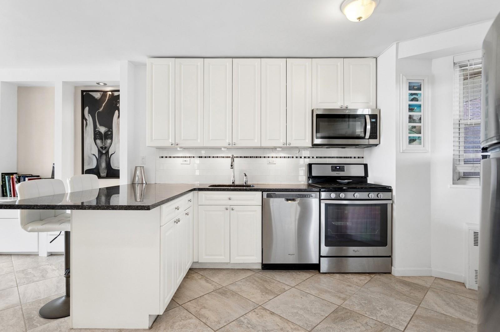 #4 photo, 5800 Arlington Avenue, ブロンクス区 Bronx , NY 10471