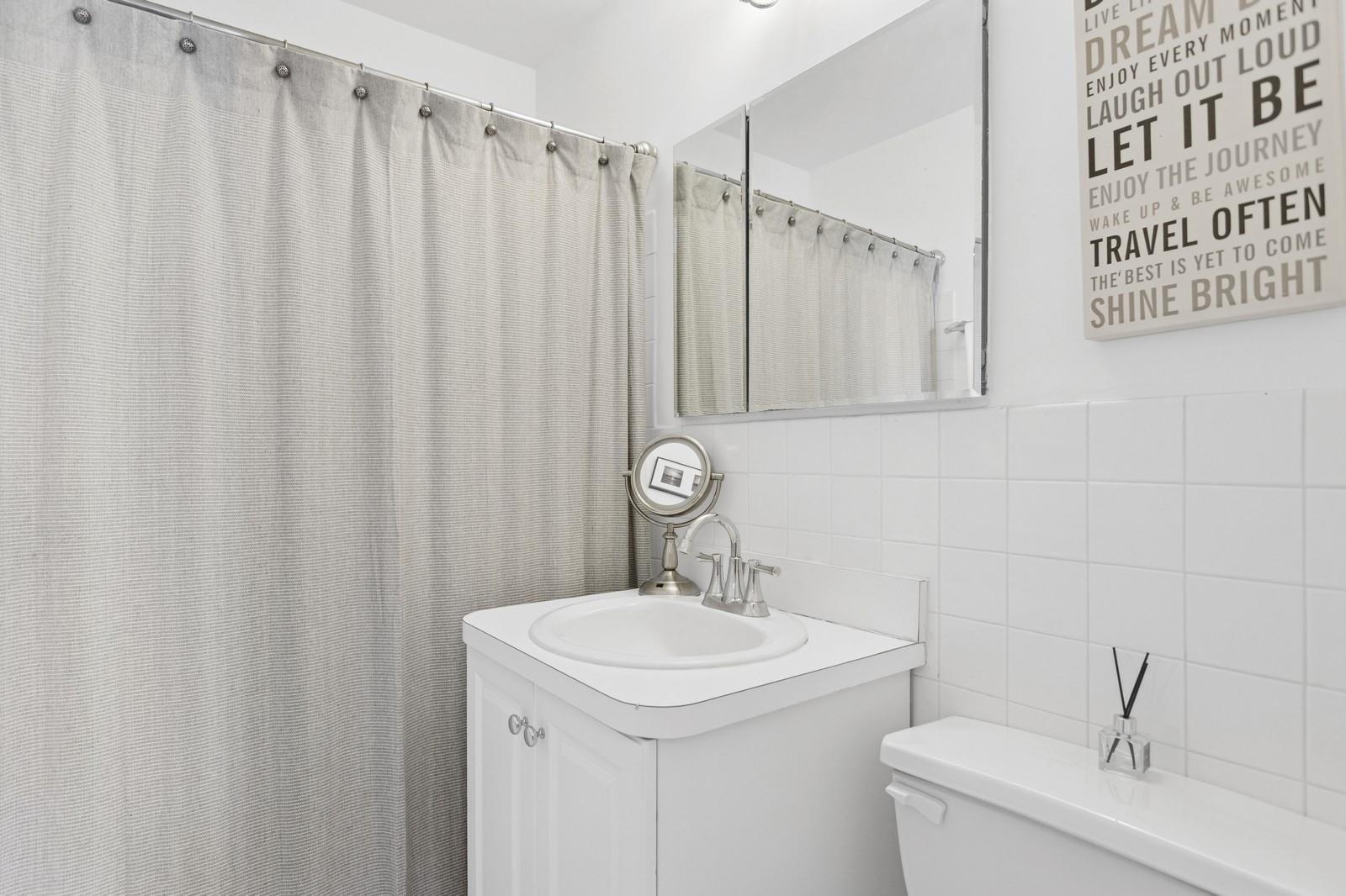 #9 photo, 5800 Arlington Avenue, ブロンクス区 Bronx , NY 10471