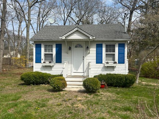 #1 photo, 407 Forest Road, Mastic Beach , NY 11951