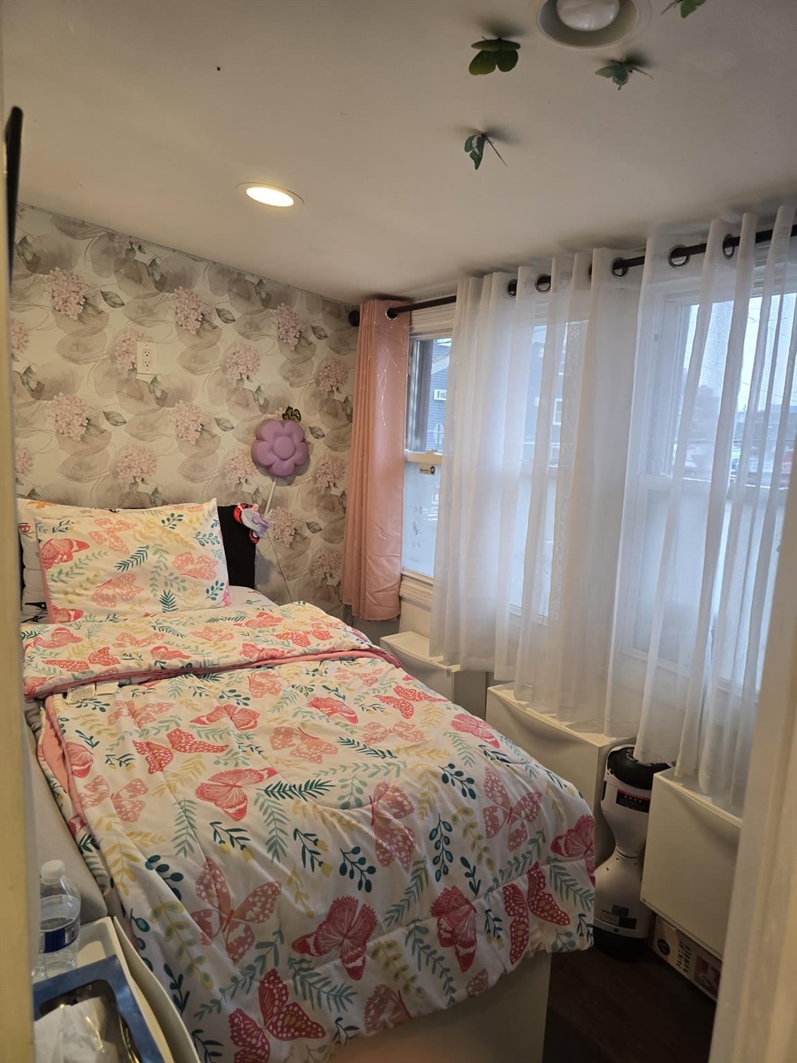 #4 photo, 516 Beach 45th Street, كوينز Far Rockaway , NY 11691