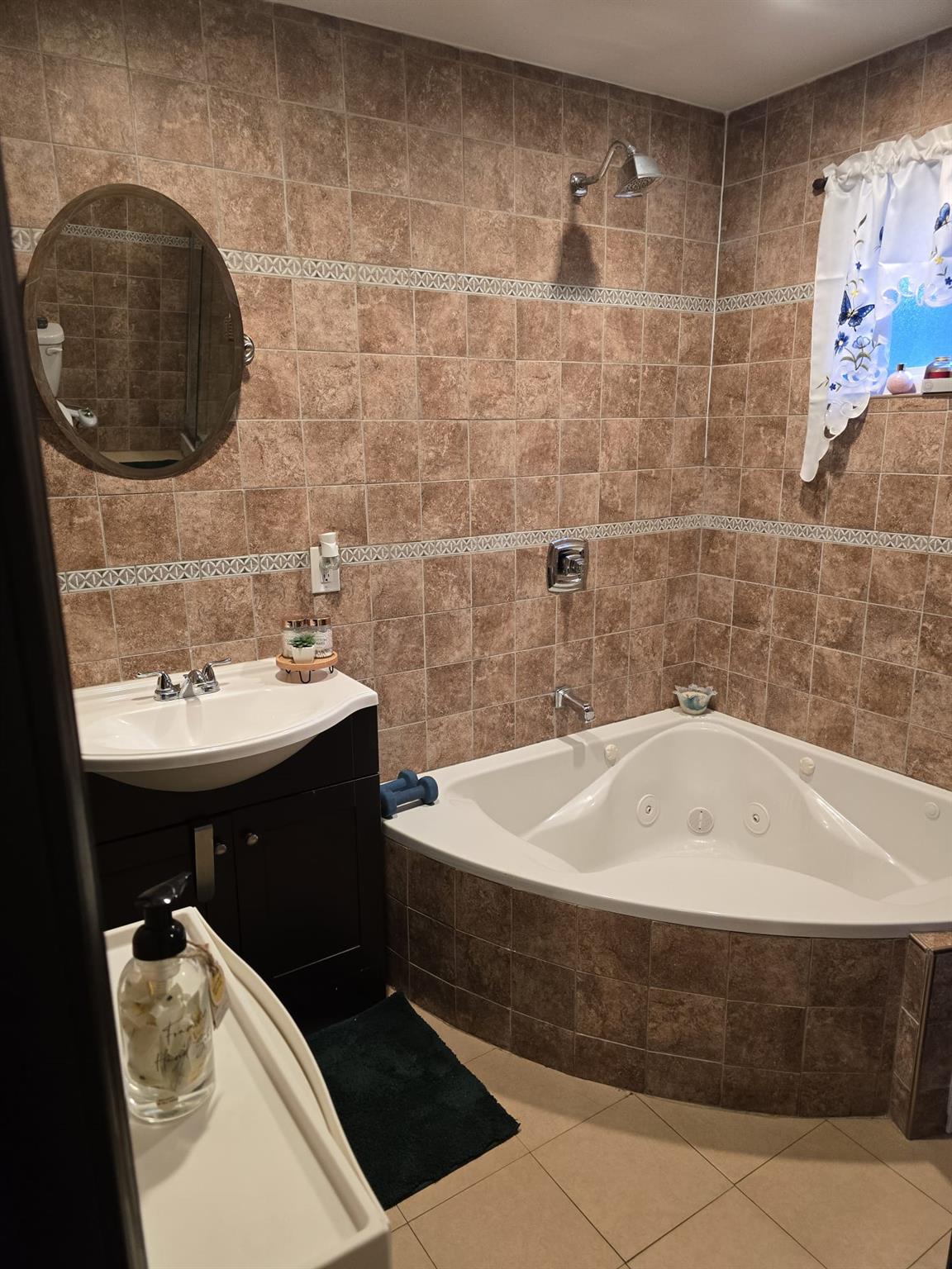 #6 photo, 516 Beach 45th Street, كوينز Far Rockaway , NY 11691