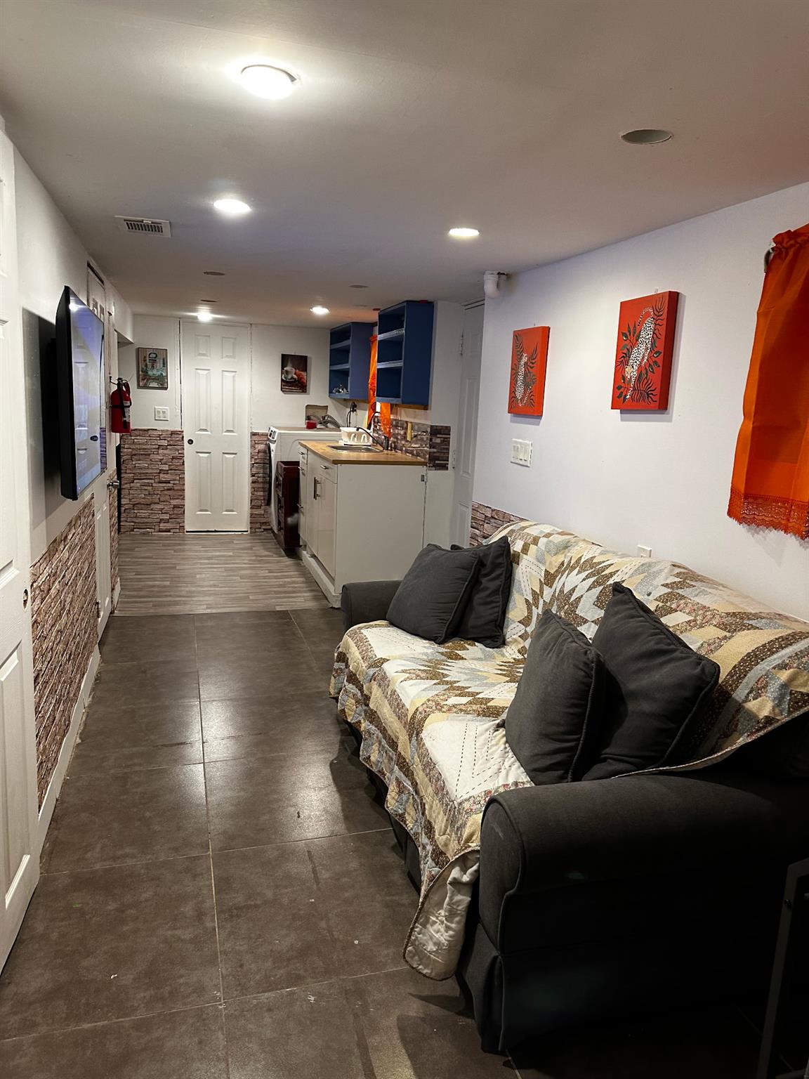 #8 photo, 516 Beach 45th Street, كوينز Far Rockaway , NY 11691