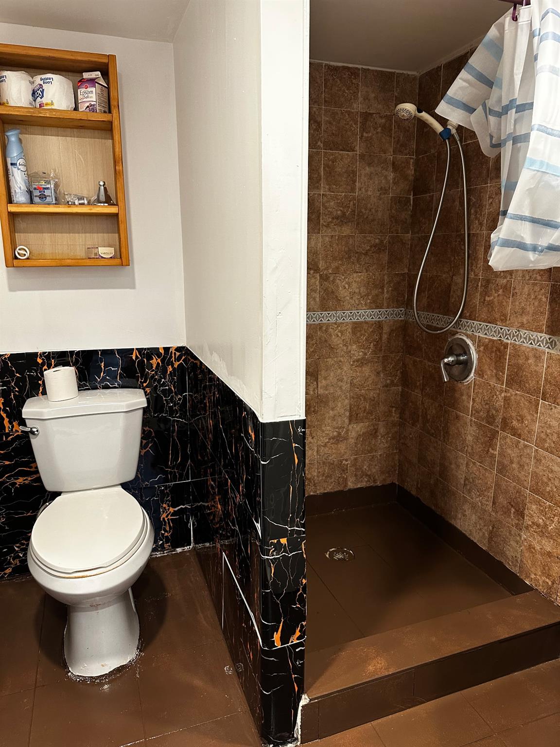 #9 photo, 516 Beach 45th Street, كوينز Far Rockaway , NY 11691