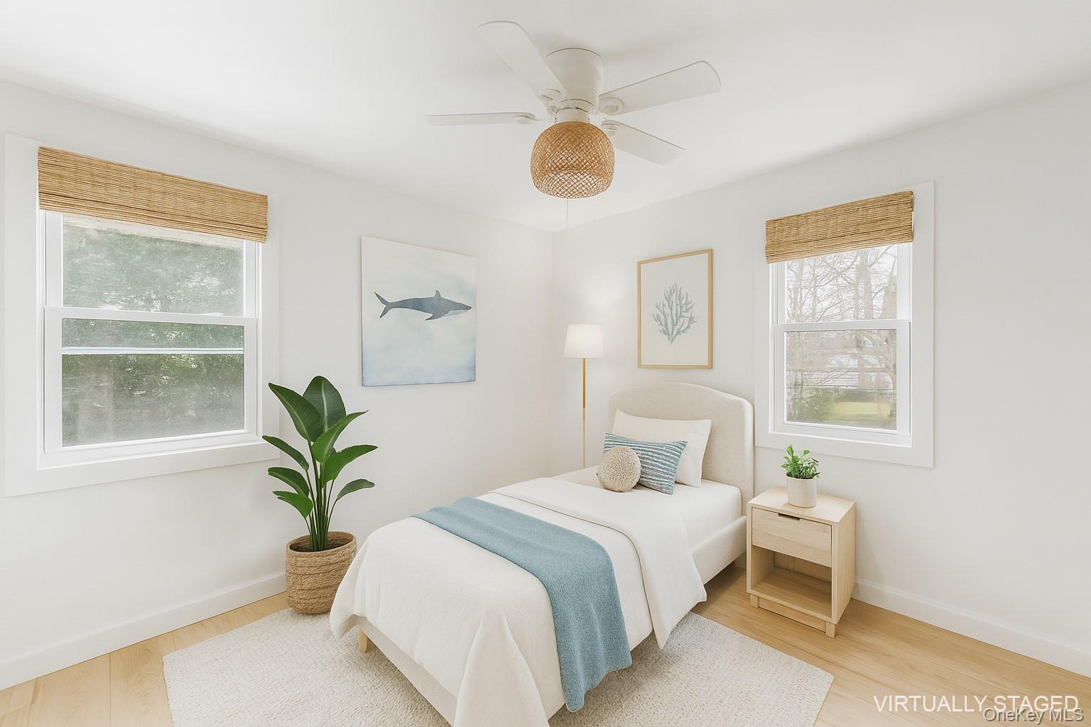 #18 photo, 60 School Street, سوفولك Hampton Bays , NY 11946