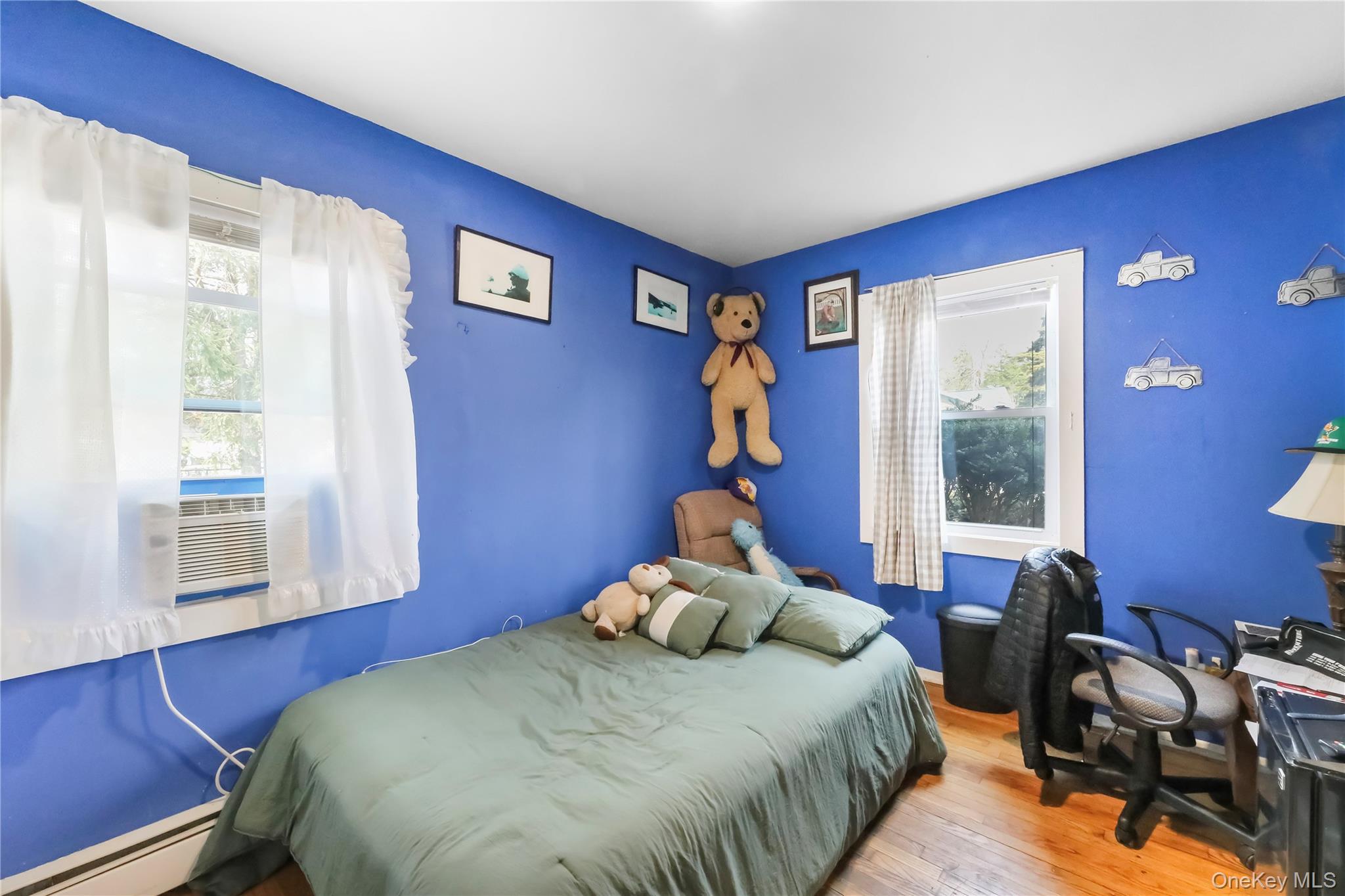 #19 photo, 60 School Street, سوفولك Hampton Bays , NY 11946