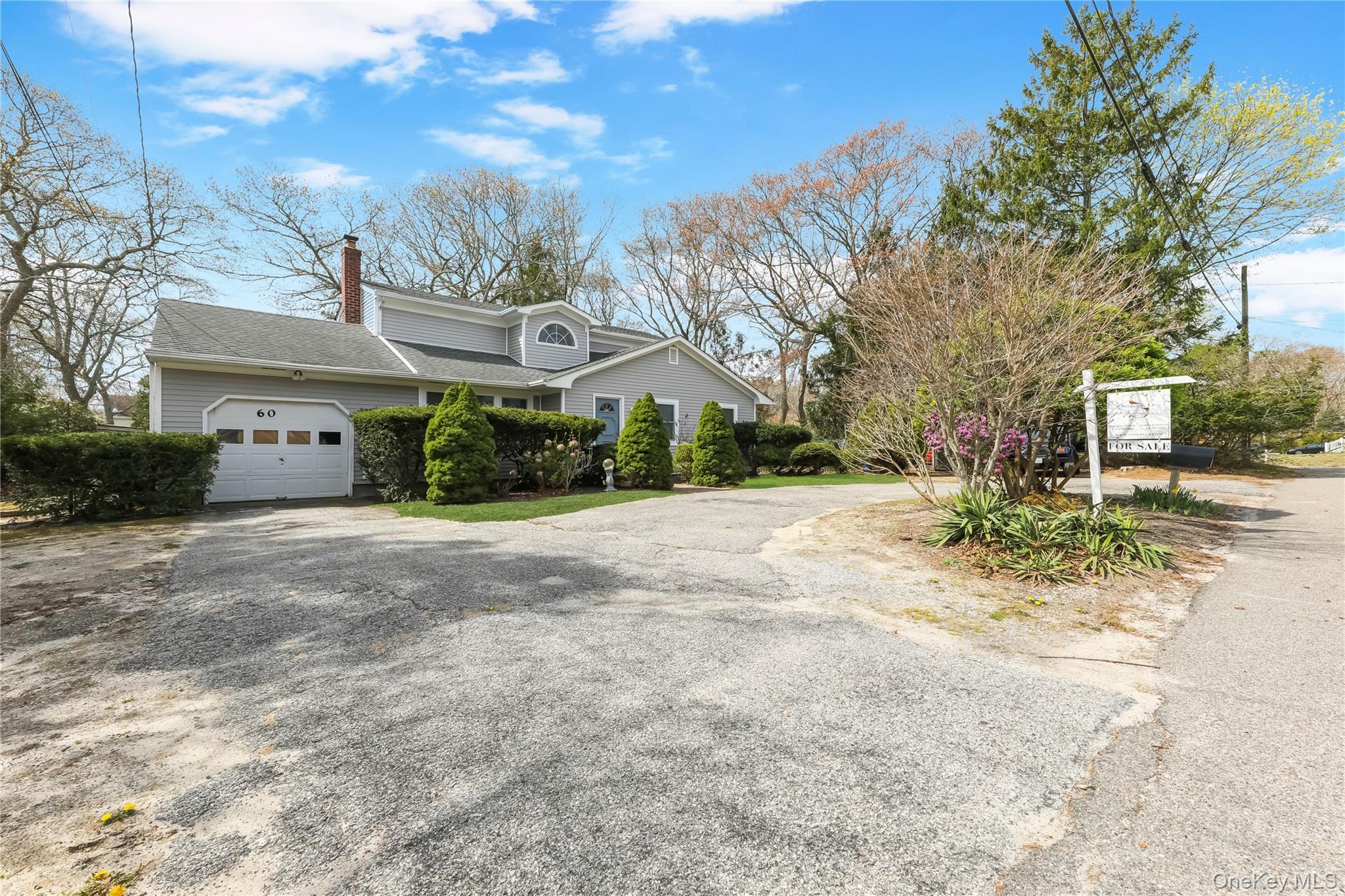 #2 photo, 60 School Street, سوفولك Hampton Bays , NY 11946