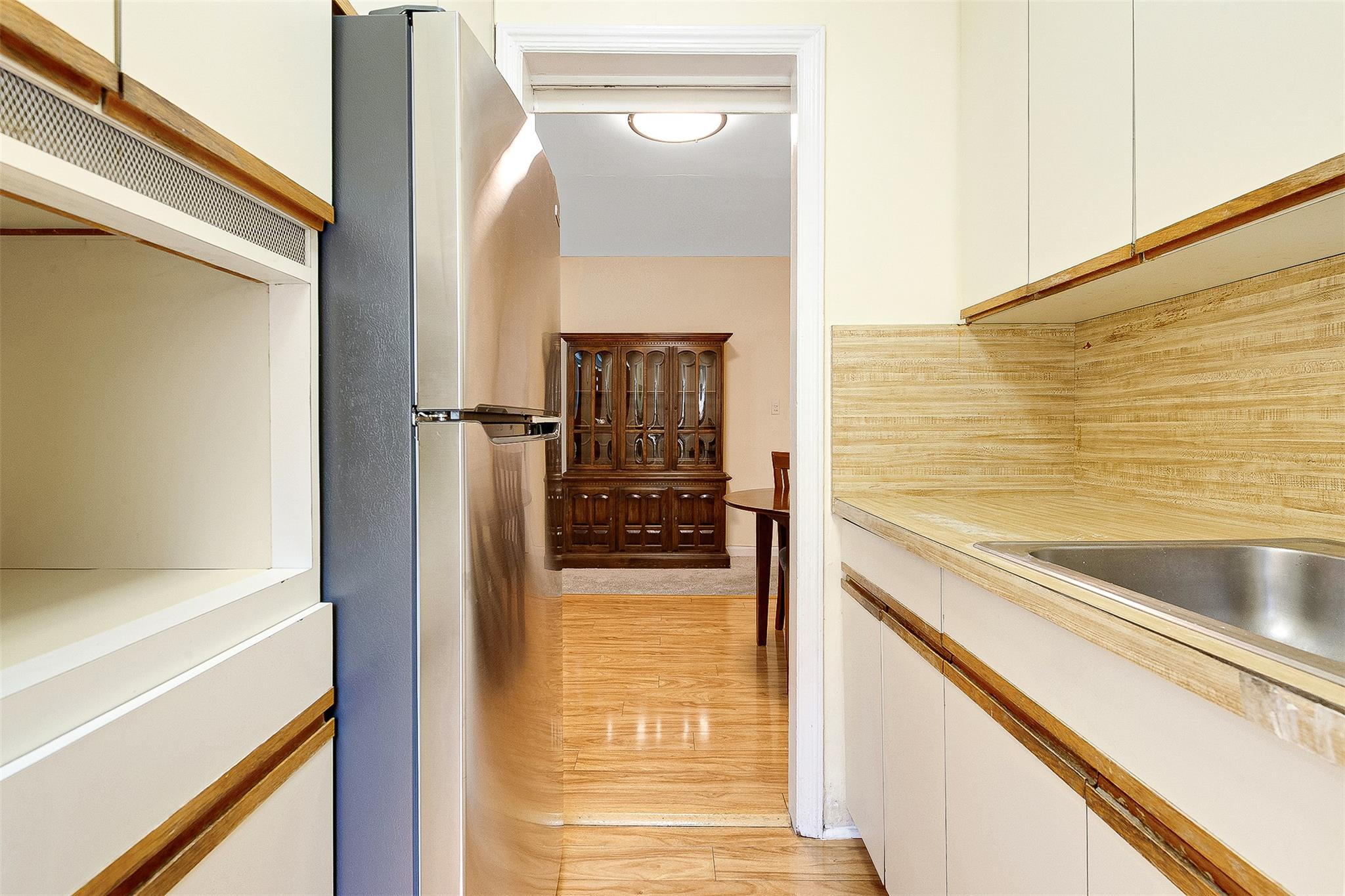 #20 photo, 69-60 108th Street, Forest Hills , NY 11375