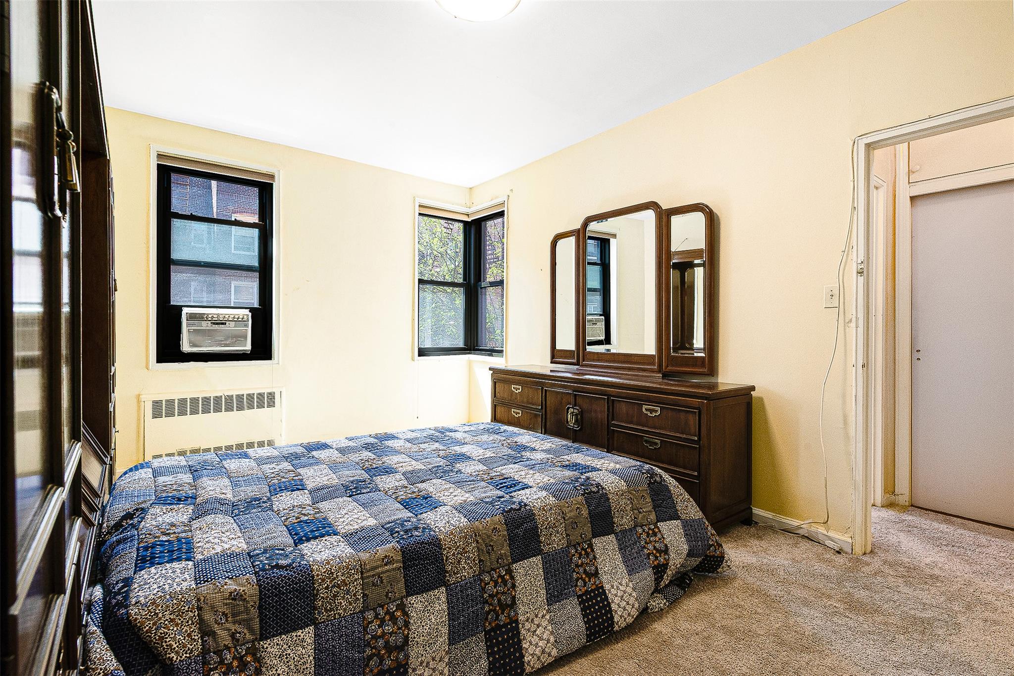 #6 photo, 69-60 108th Street, Forest Hills , NY 11375