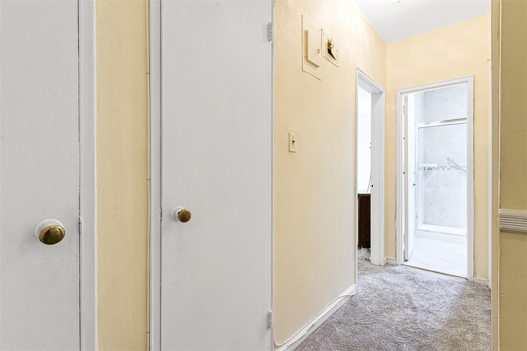 #8 photo, 69-60 108th Street, Forest Hills , NY 11375