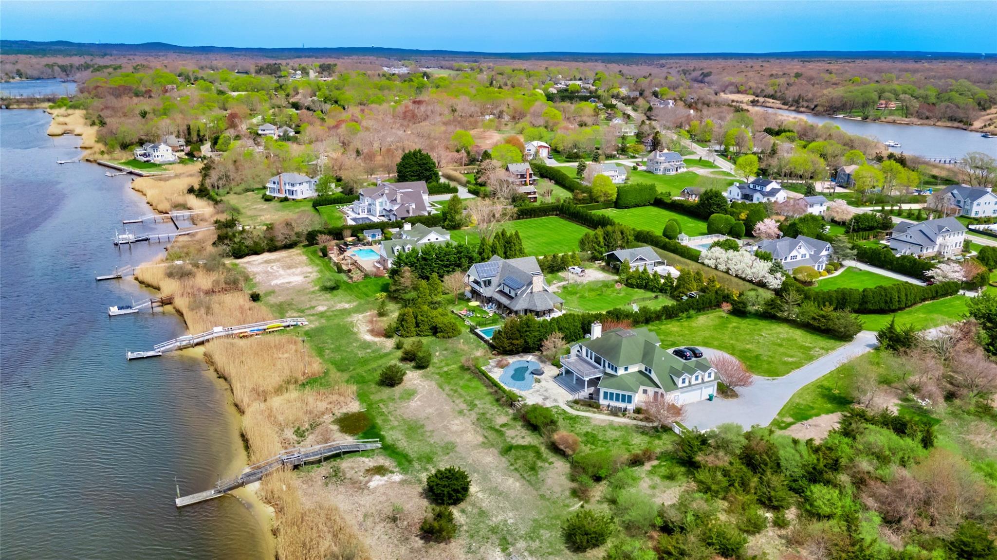 #13 photo, 53B S Bay Avenue, サフォーク郡 Eastport , NY 11941