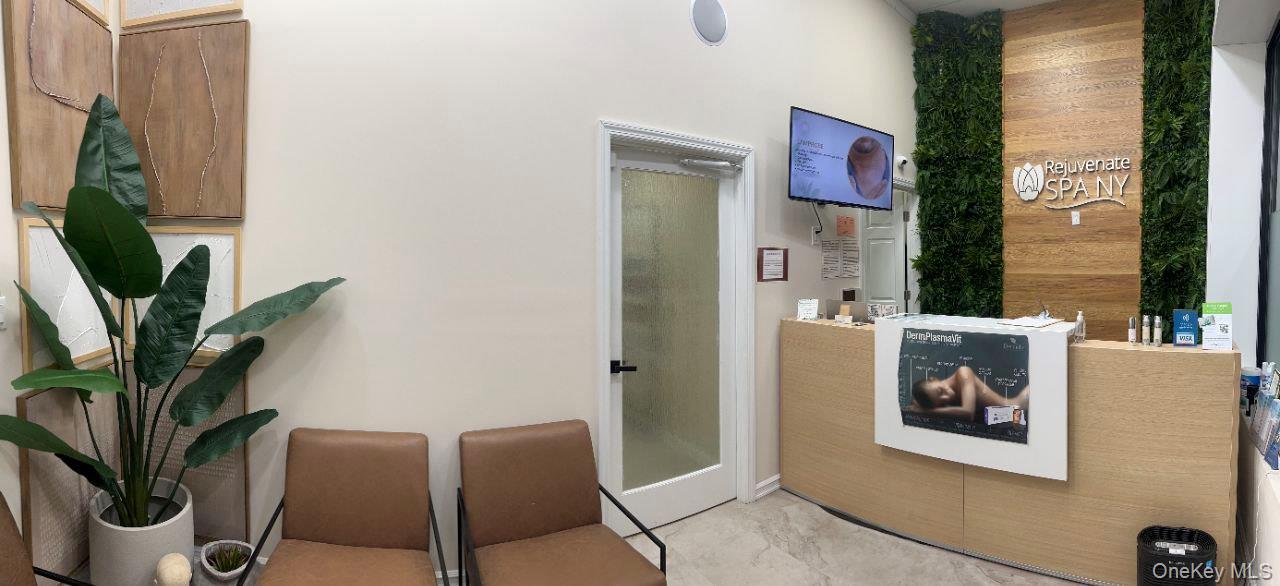 #5 photo, 3552 E Tremont Avenue, ブロンクス区 Bronx , NY 10465