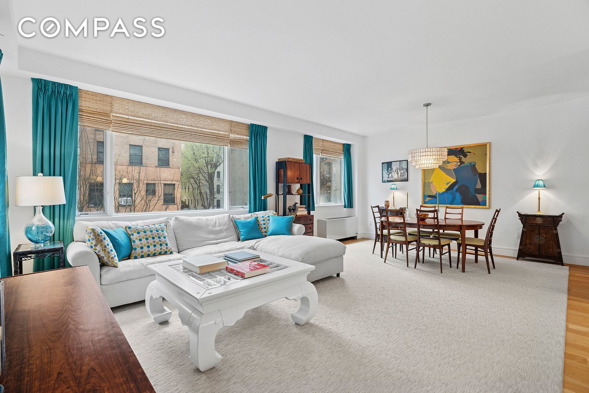 #5 photo, 331 E 8th Street, マンハッタン East Village , NY 10009