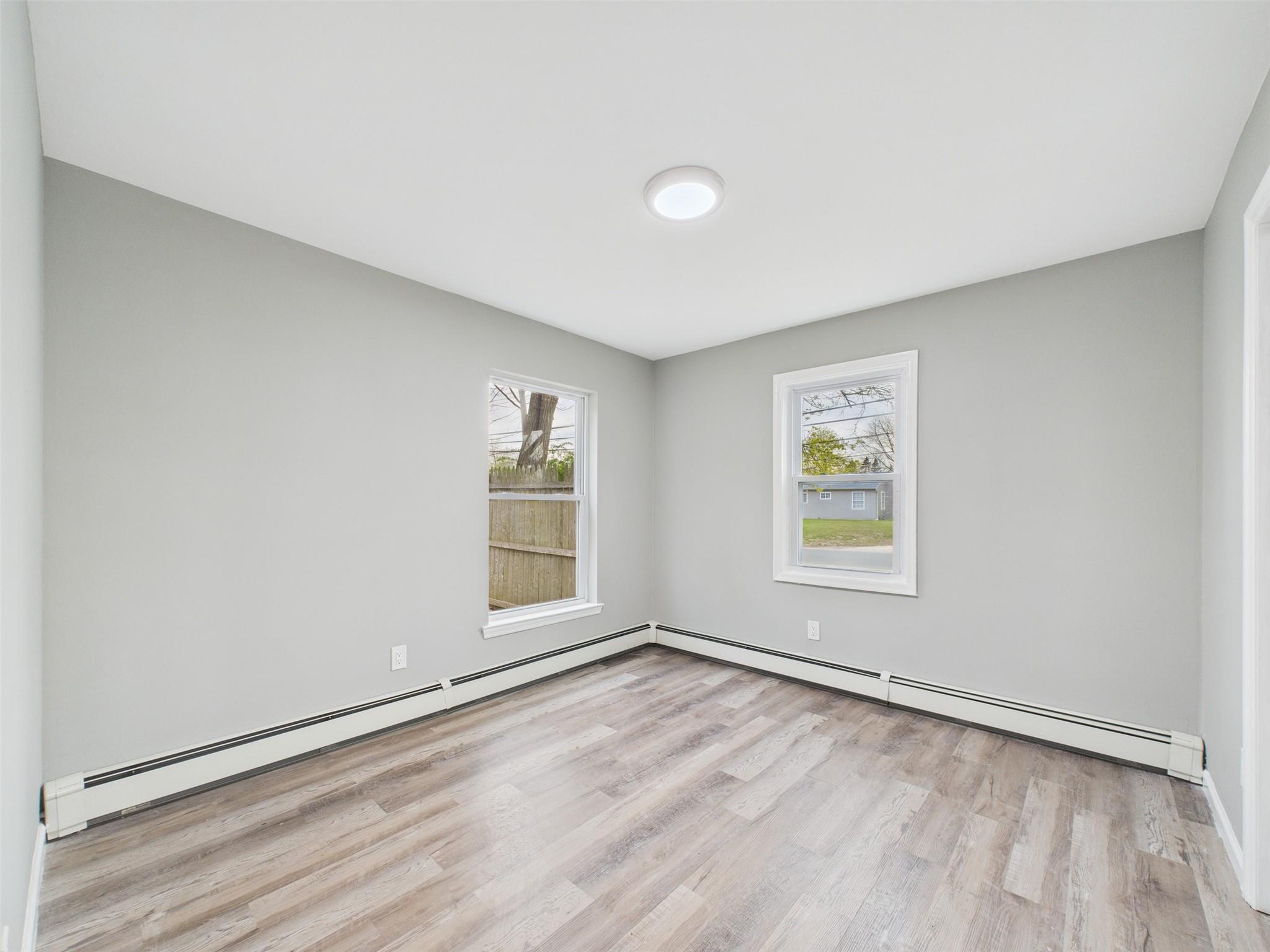 #19 photo, 613 Bourdois Avenue, サフォーク郡 Bellport , NY 11713