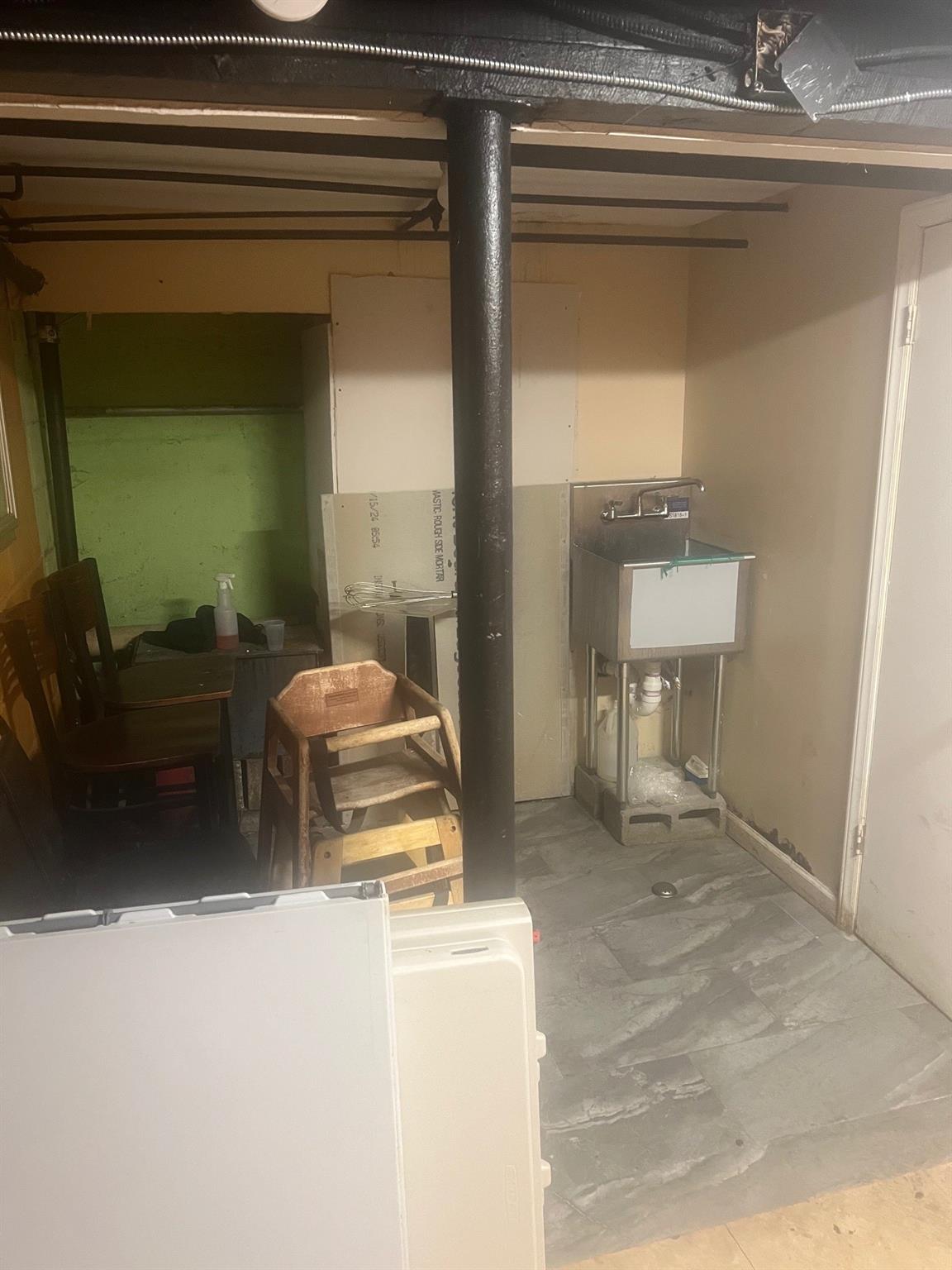 #8 photo, 111-06 Farmers Boulevard, クイーンズ区 Saint Albans , NY 11412