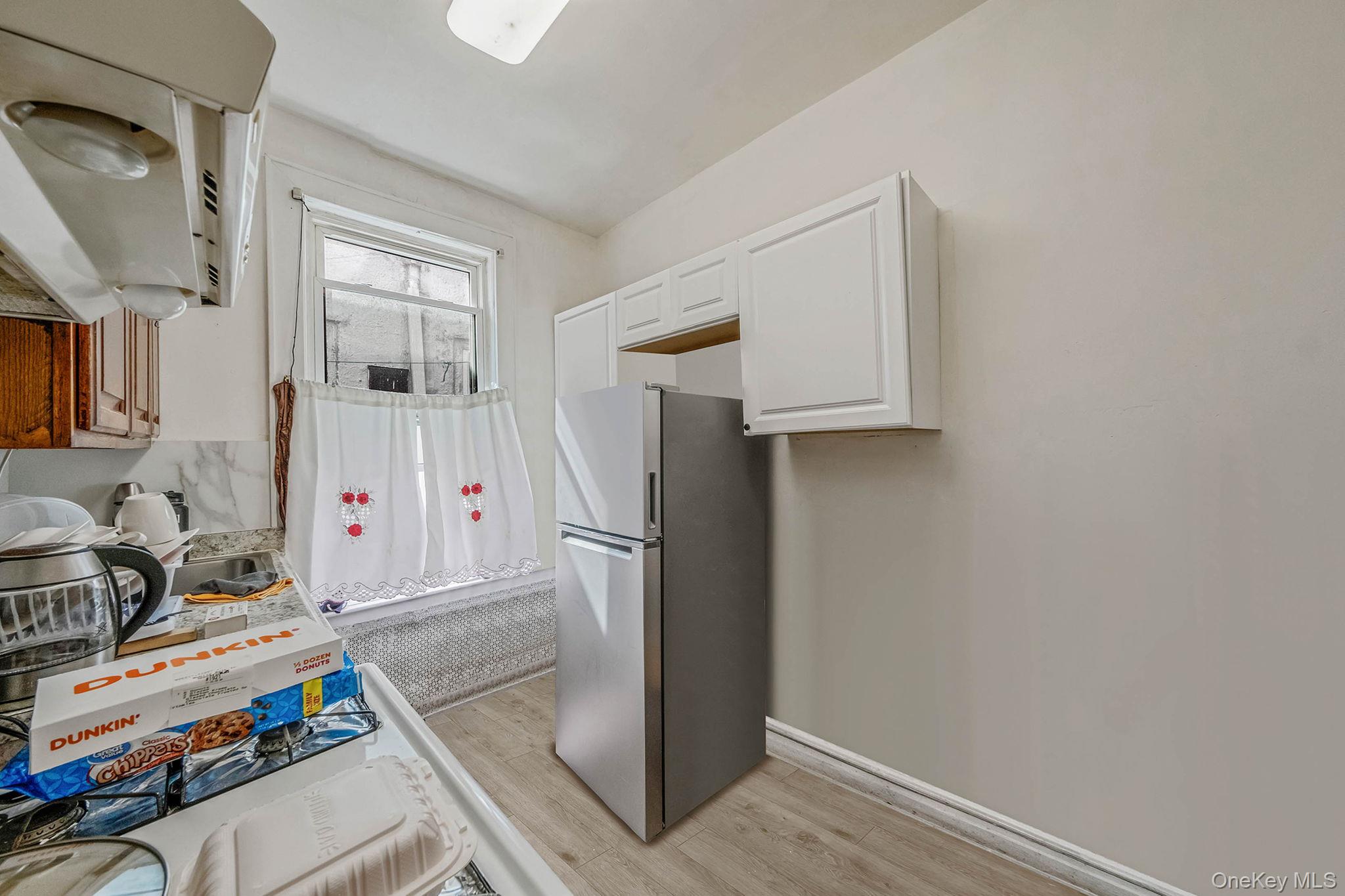 #13 photo, 61 1/2 Glen Street, ナッソー郡 Glen Cove , NY 11542