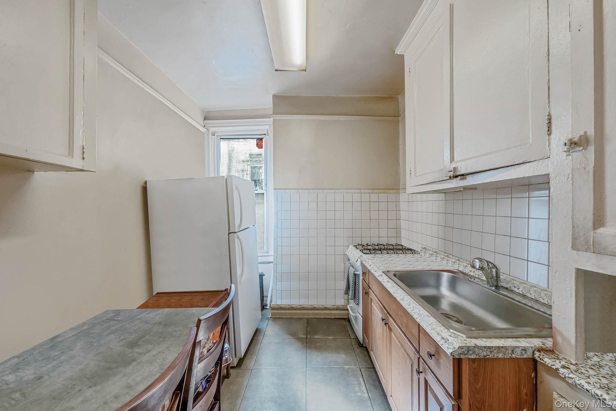 #16 photo, 61 1/2 Glen Street, ナッソー郡 Glen Cove , NY 11542