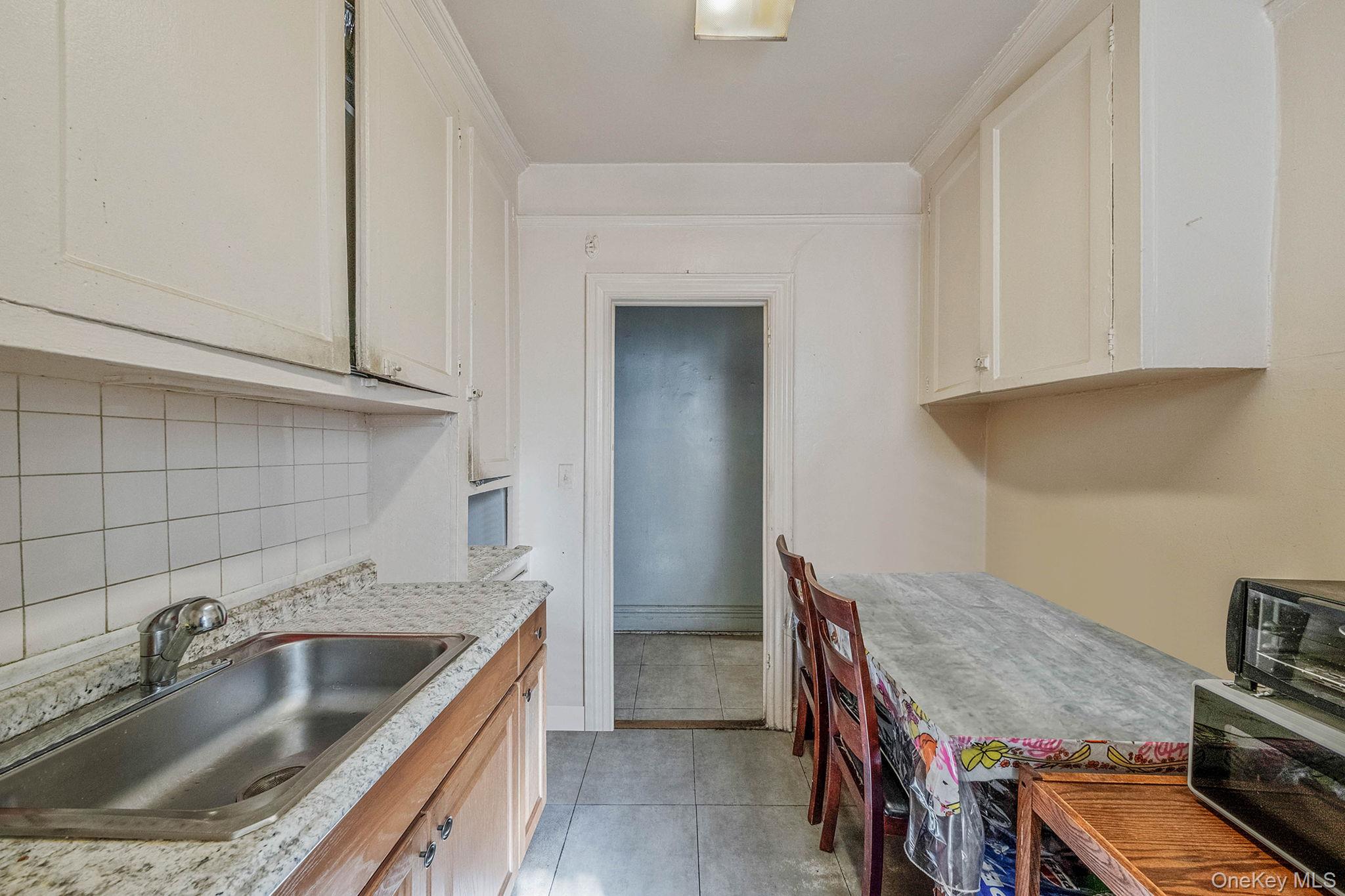 #17 photo, 61 1/2 Glen Street, ナッソー郡 Glen Cove , NY 11542