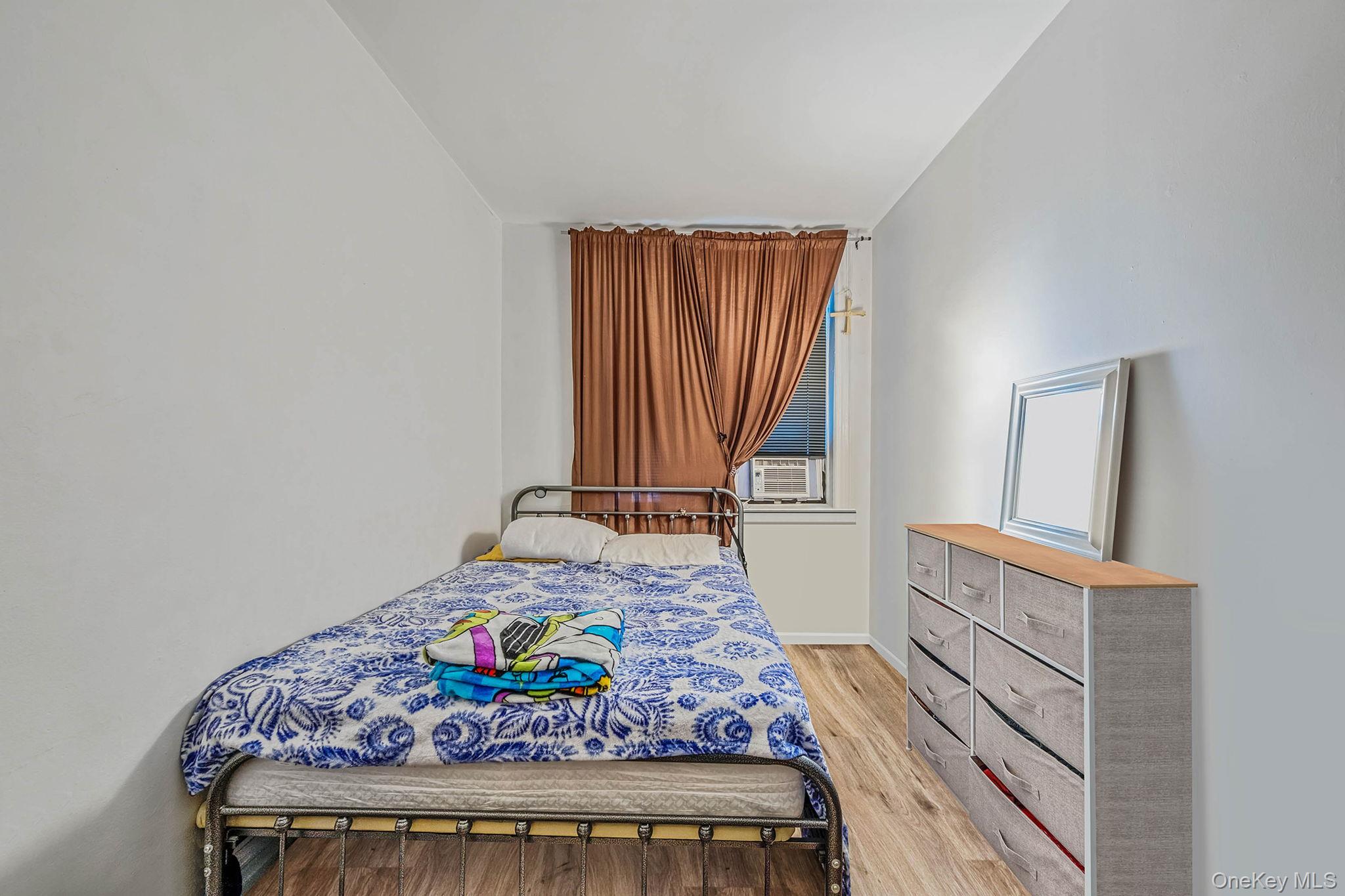 #7 photo, 61 1/2 Glen Street, ナッソー郡 Glen Cove , NY 11542