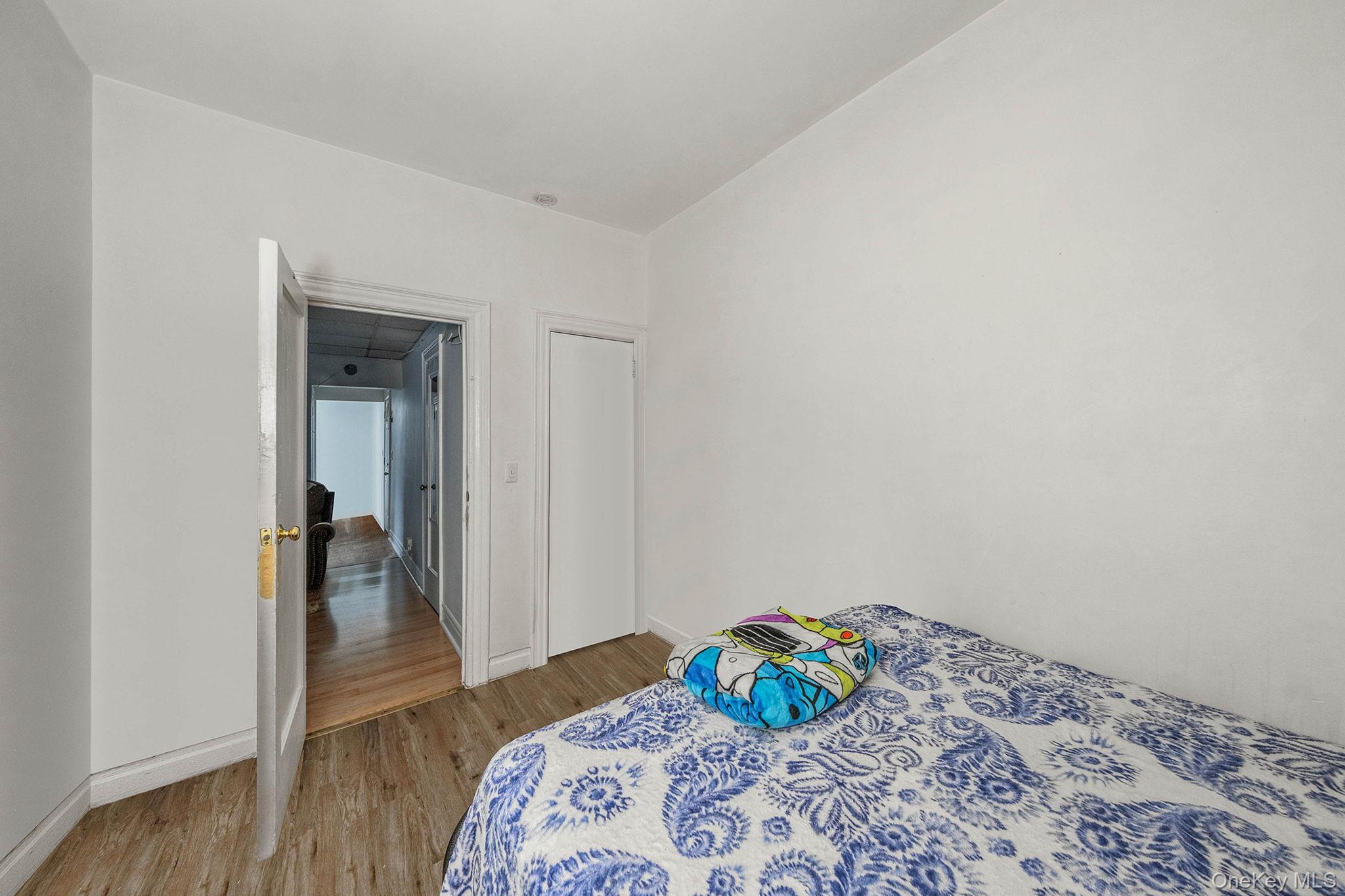 #8 photo, 61 1/2 Glen Street, ナッソー郡 Glen Cove , NY 11542