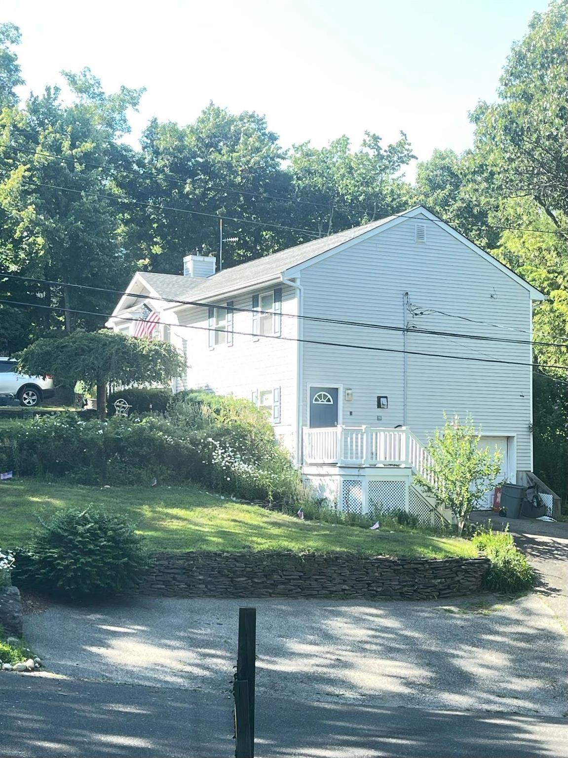 #2 photo, 60 Aloma Road, サフォーク郡 Rocky Point , NY 11778