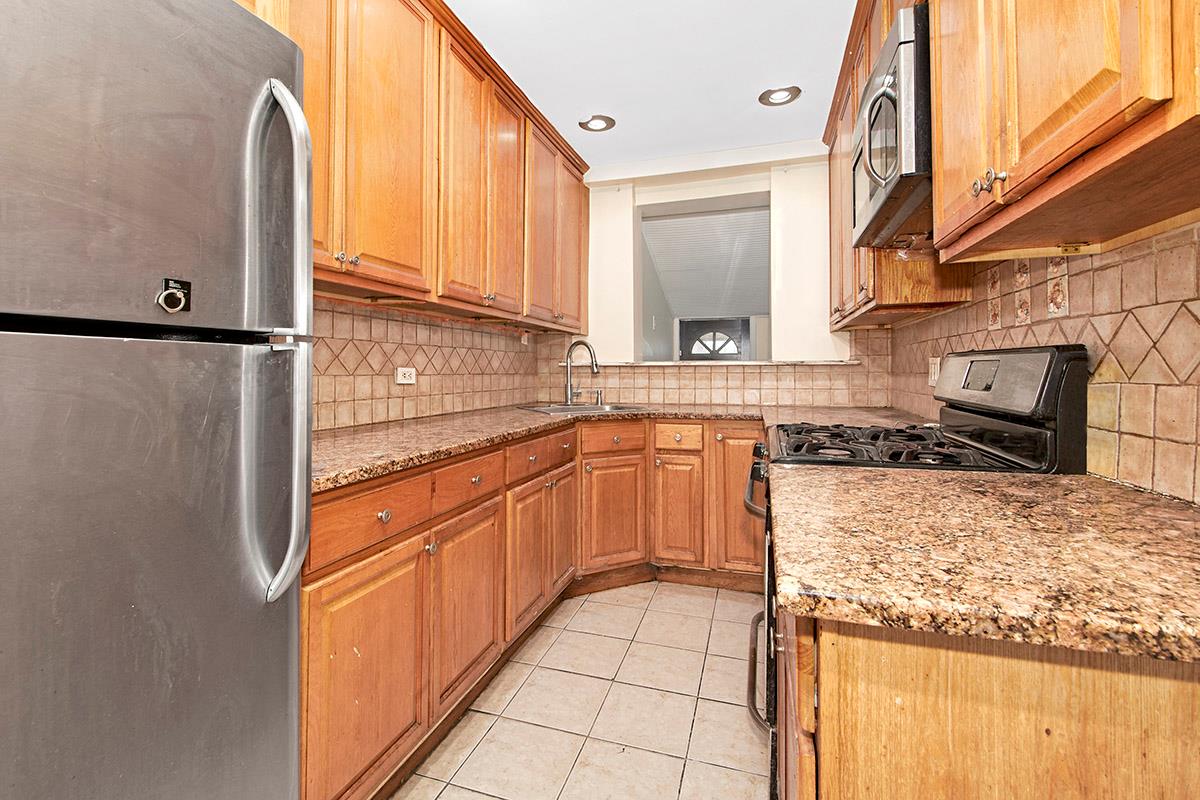 #11 photo, 4635 Matilda Avenue, Bronx , NY 10470