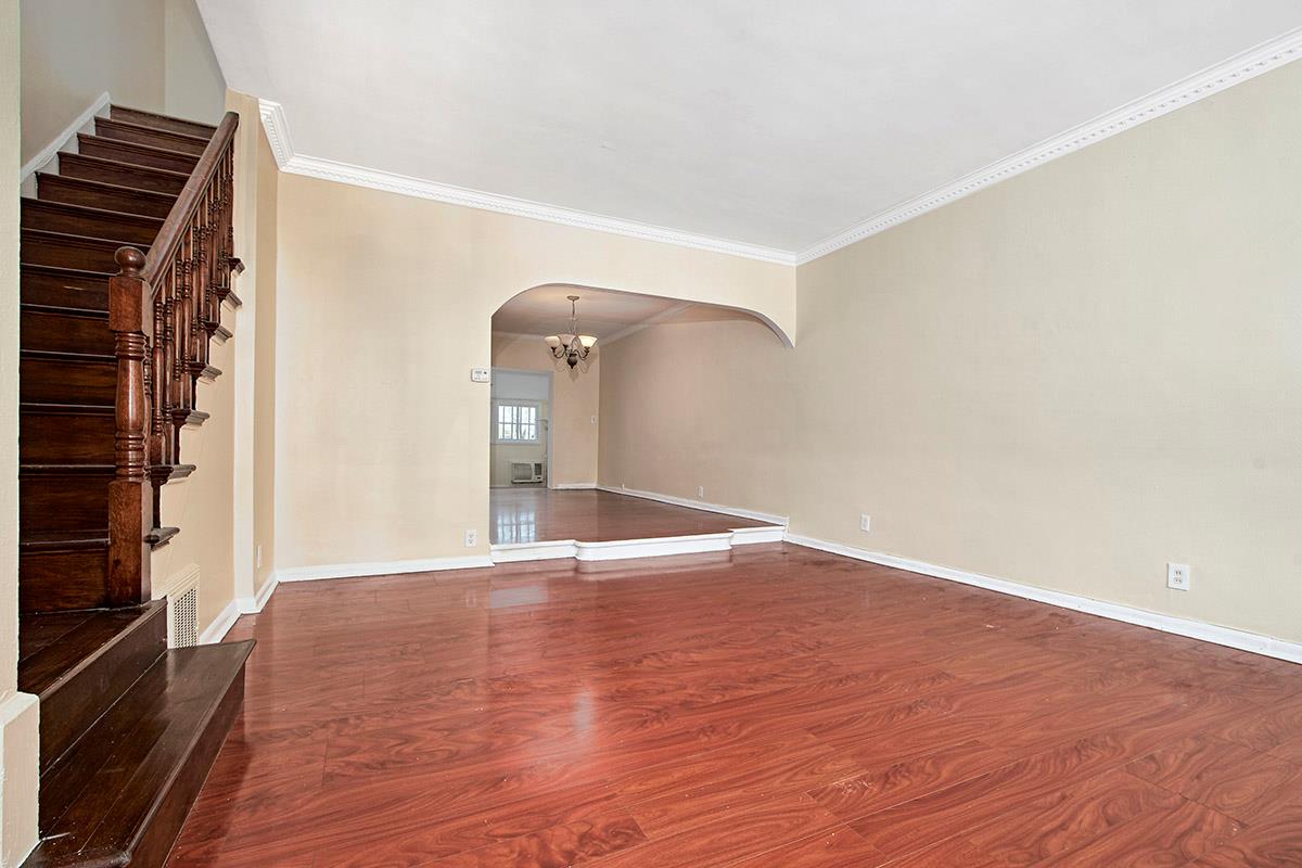 #4 photo, 4635 Matilda Avenue, Bronx , NY 10470