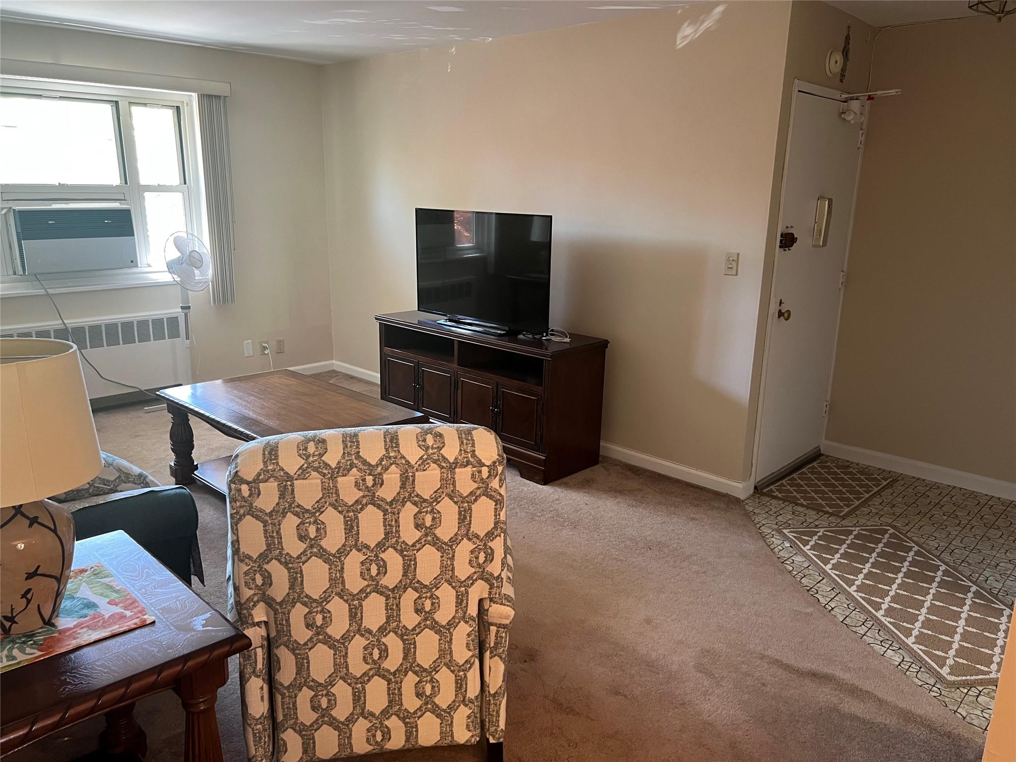 #11 photo, 855 Palisade, Yonkers , NY 10703