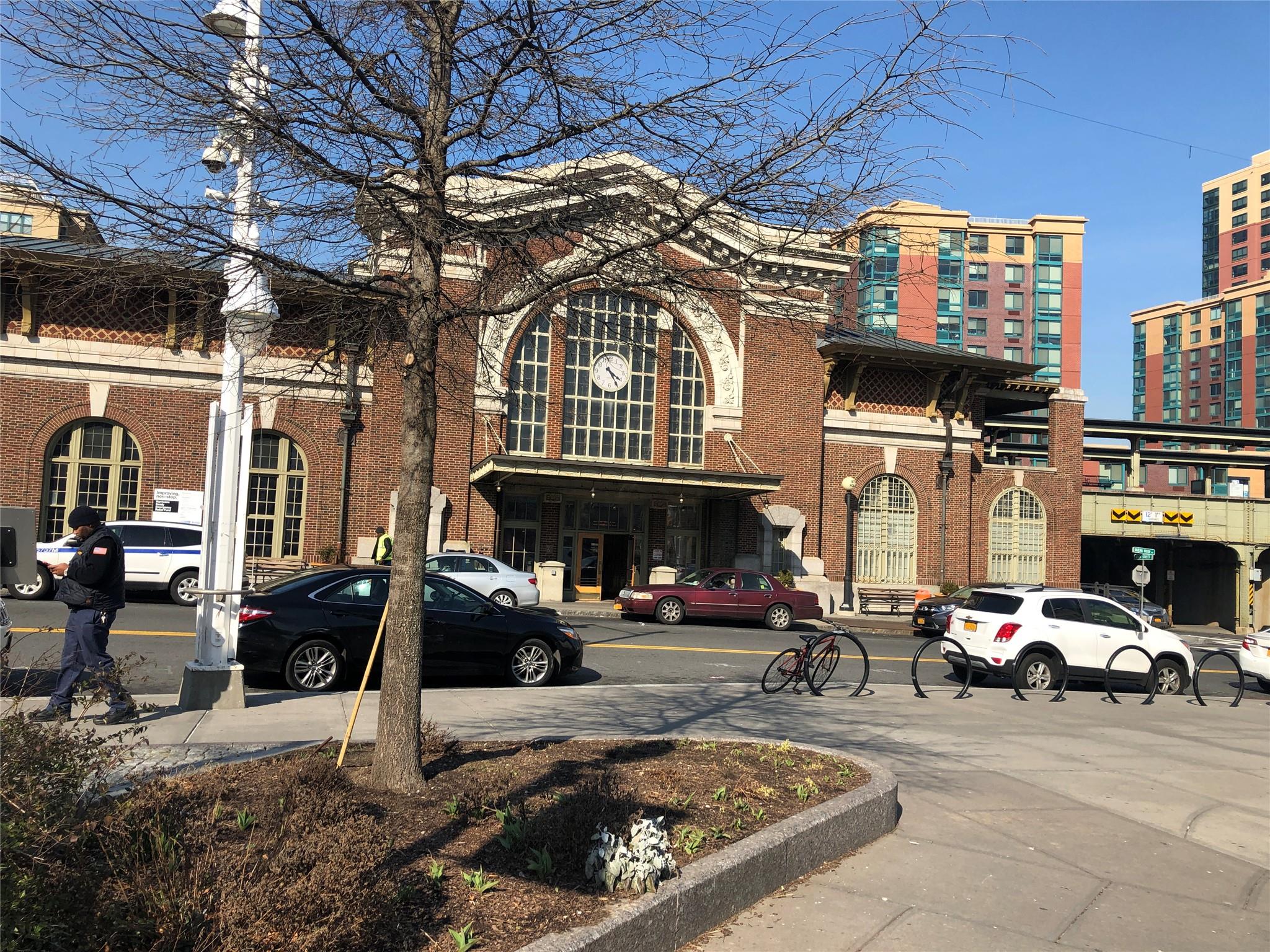 #16 photo, 855 Palisade, Yonkers , NY 10703