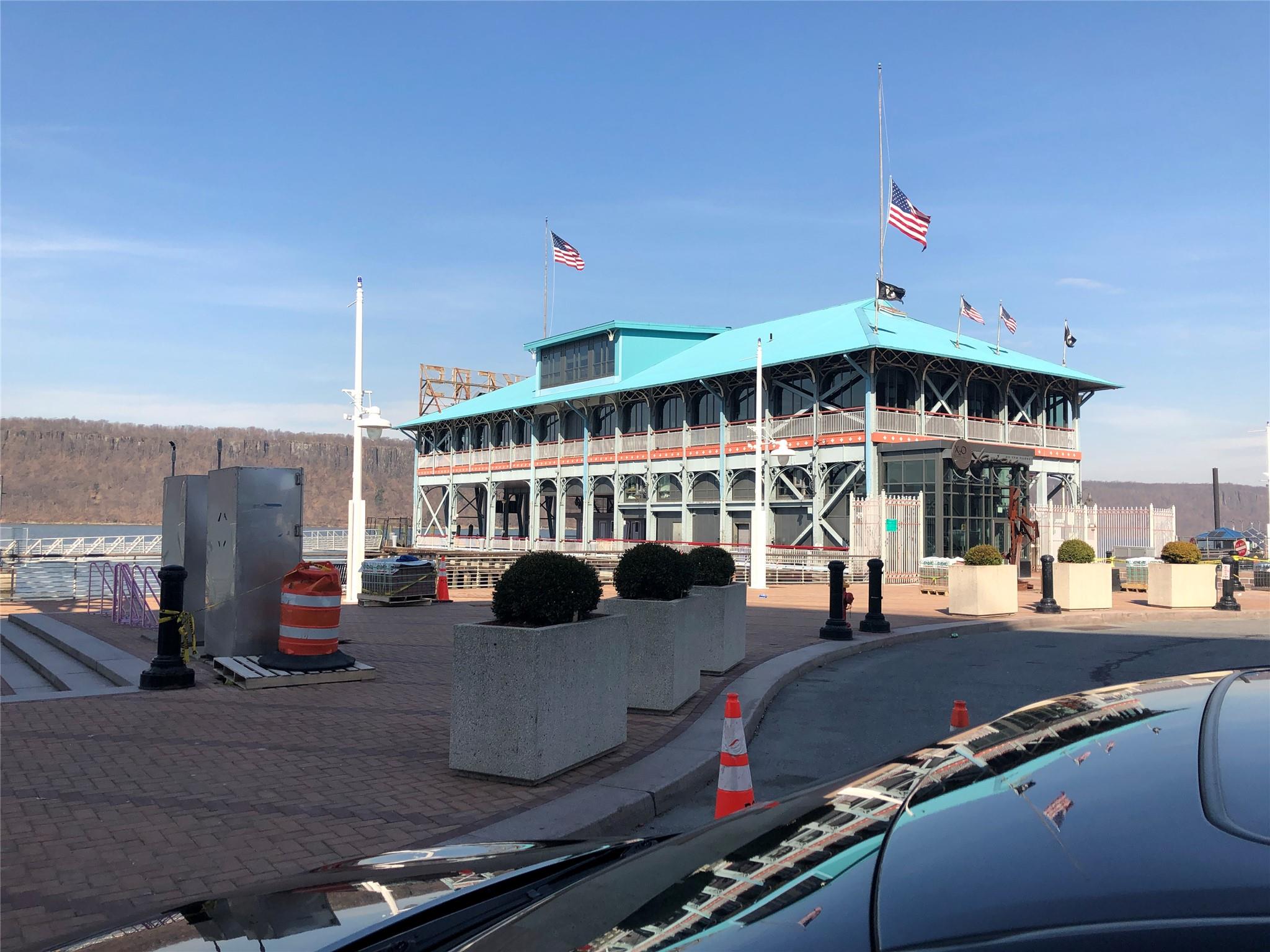 #17 photo, 855 Palisade, Yonkers , NY 10703