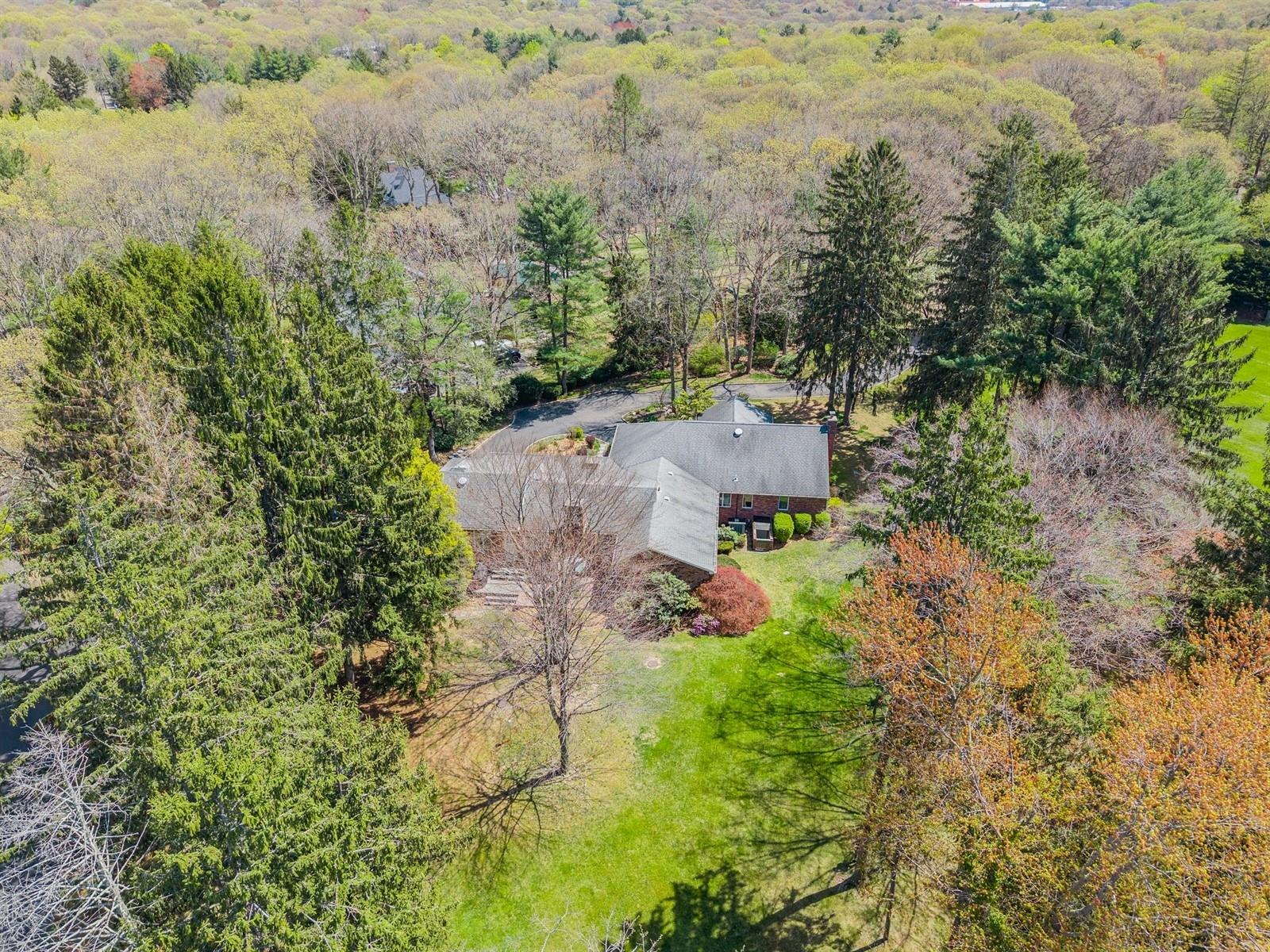 #10 photo, 1926 Midlane Road, ナッソー郡 Muttontown , NY 11791