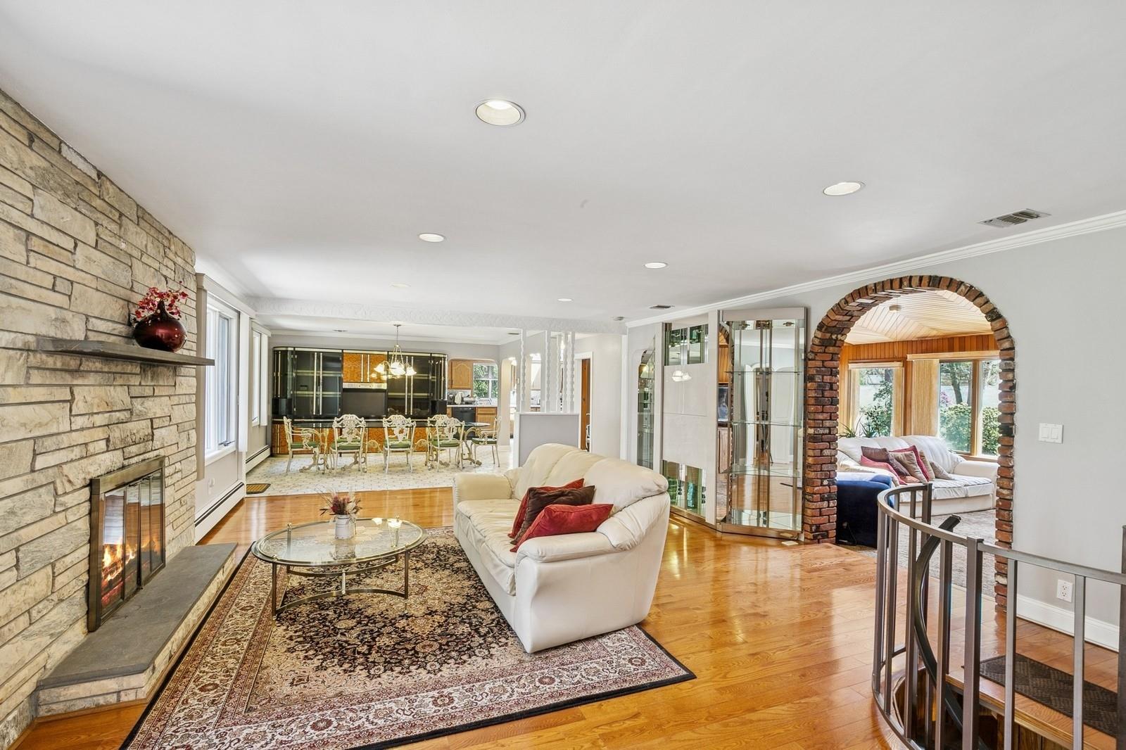 #5 photo, 1926 Midlane Road, ナッソー郡 Muttontown , NY 11791