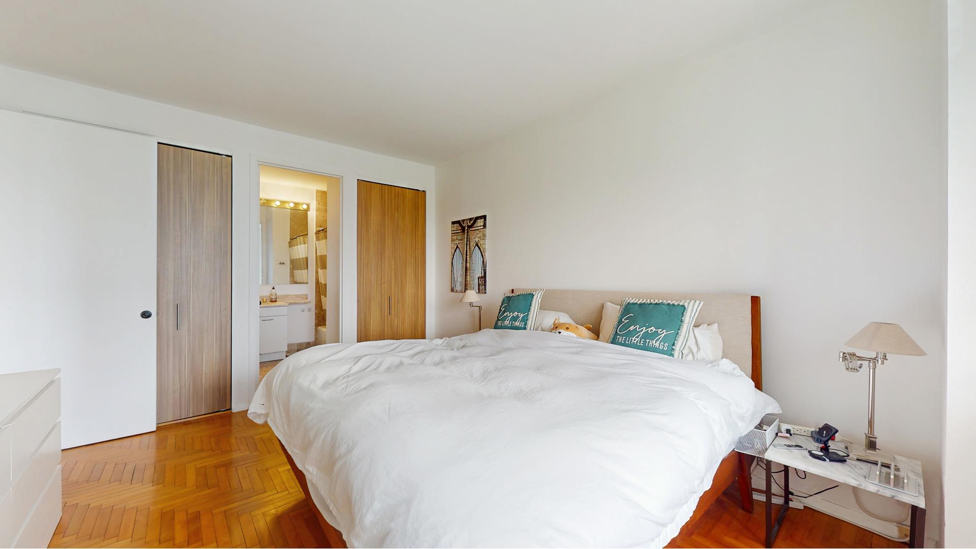 #8 photo, 301 W 57TH Street, マンハッタン Hells Kitchen , NY 10019