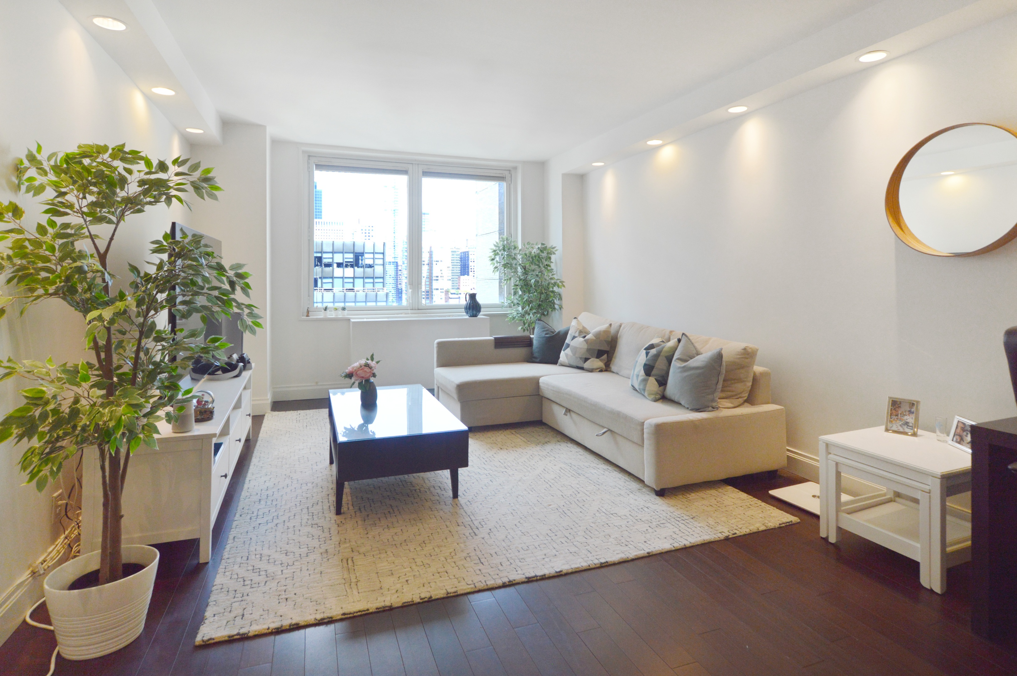 #1 photo, 212 E 47th Street, Turtle Bay , NY 10017