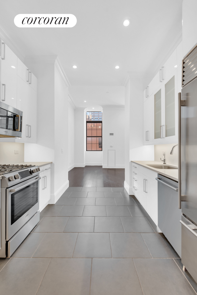 #4 photo, 351 E 51ST Street, マンハッタン Turtle Bay , NY 10022