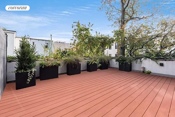 #7 photo, 68 ELDERT Street, ブルックリン区 Bushwick , NY 11207