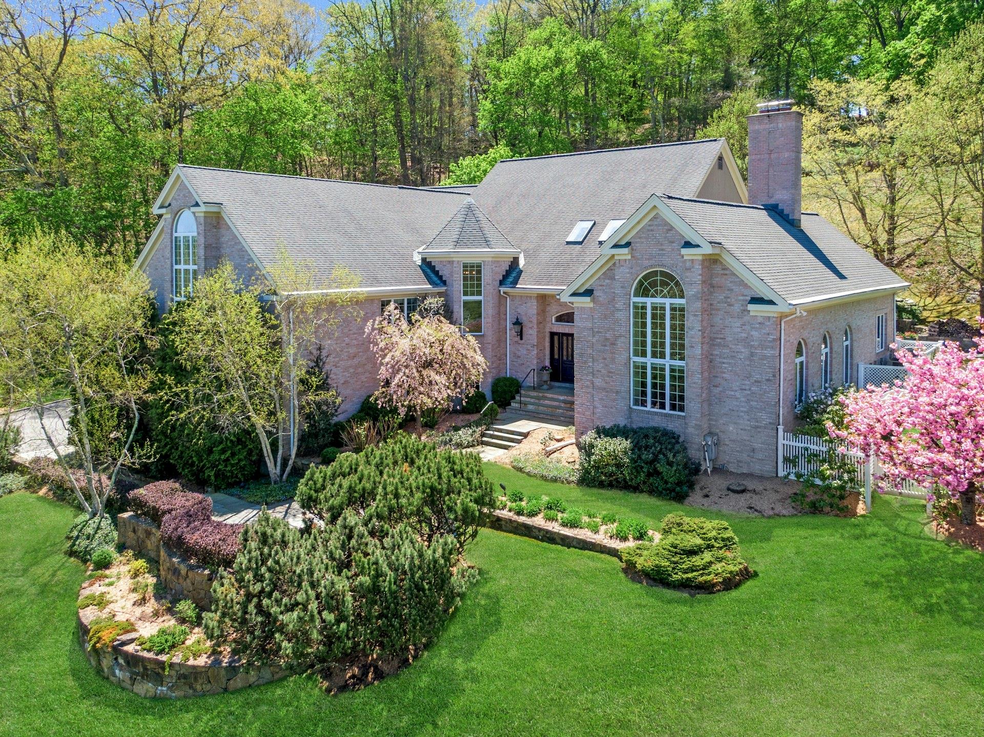 #1 photo, 3 Fawn Lane, Armonk , NY 10504