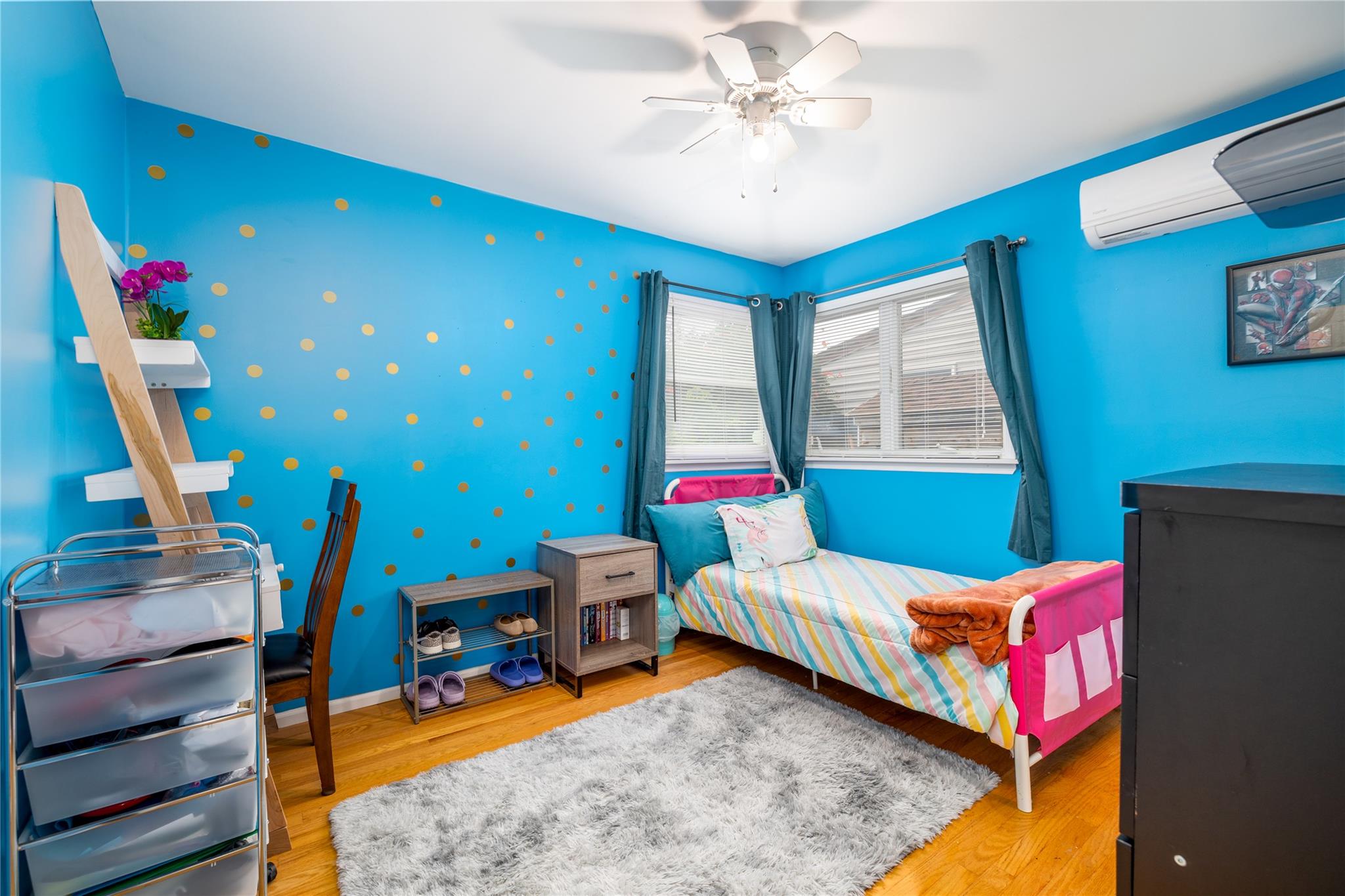 #9 photo, 39 E Hollywood Avenue, Lindenhurst , NY 11757