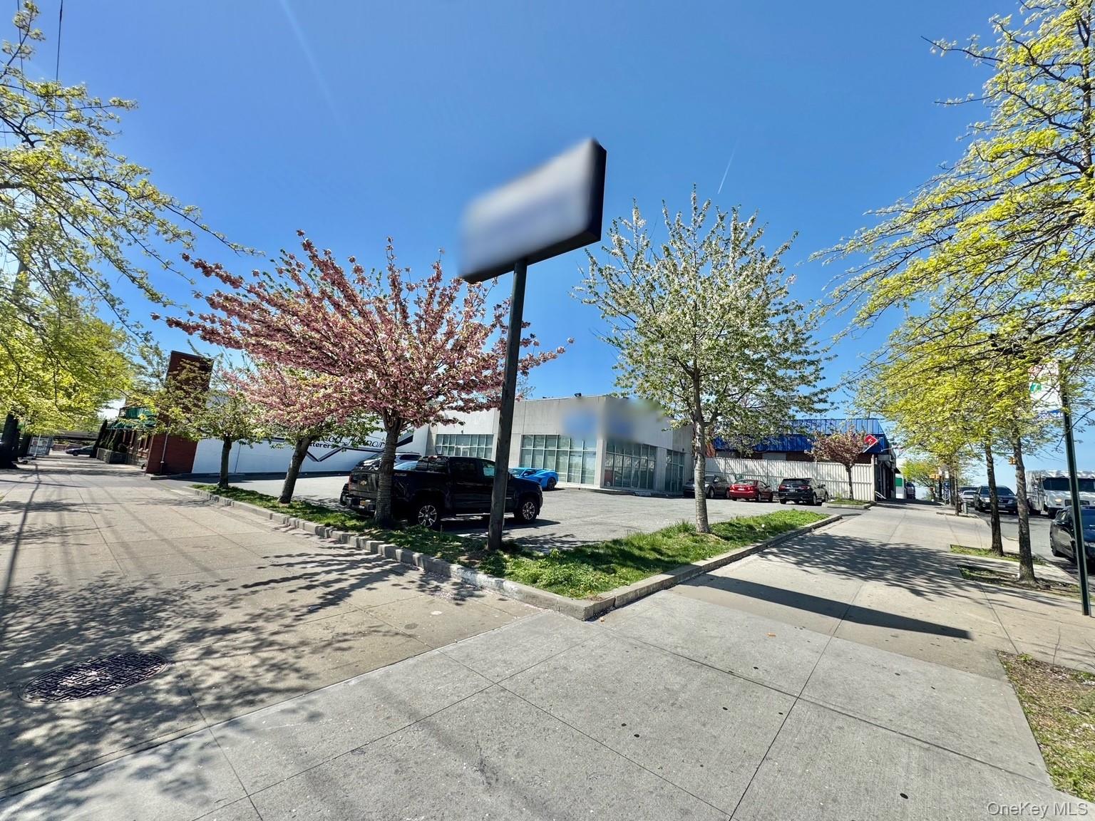 #7 photo, 3480-3490 Boston/Eastchester (3377) Road, הברונקס Bronx , NY 10469