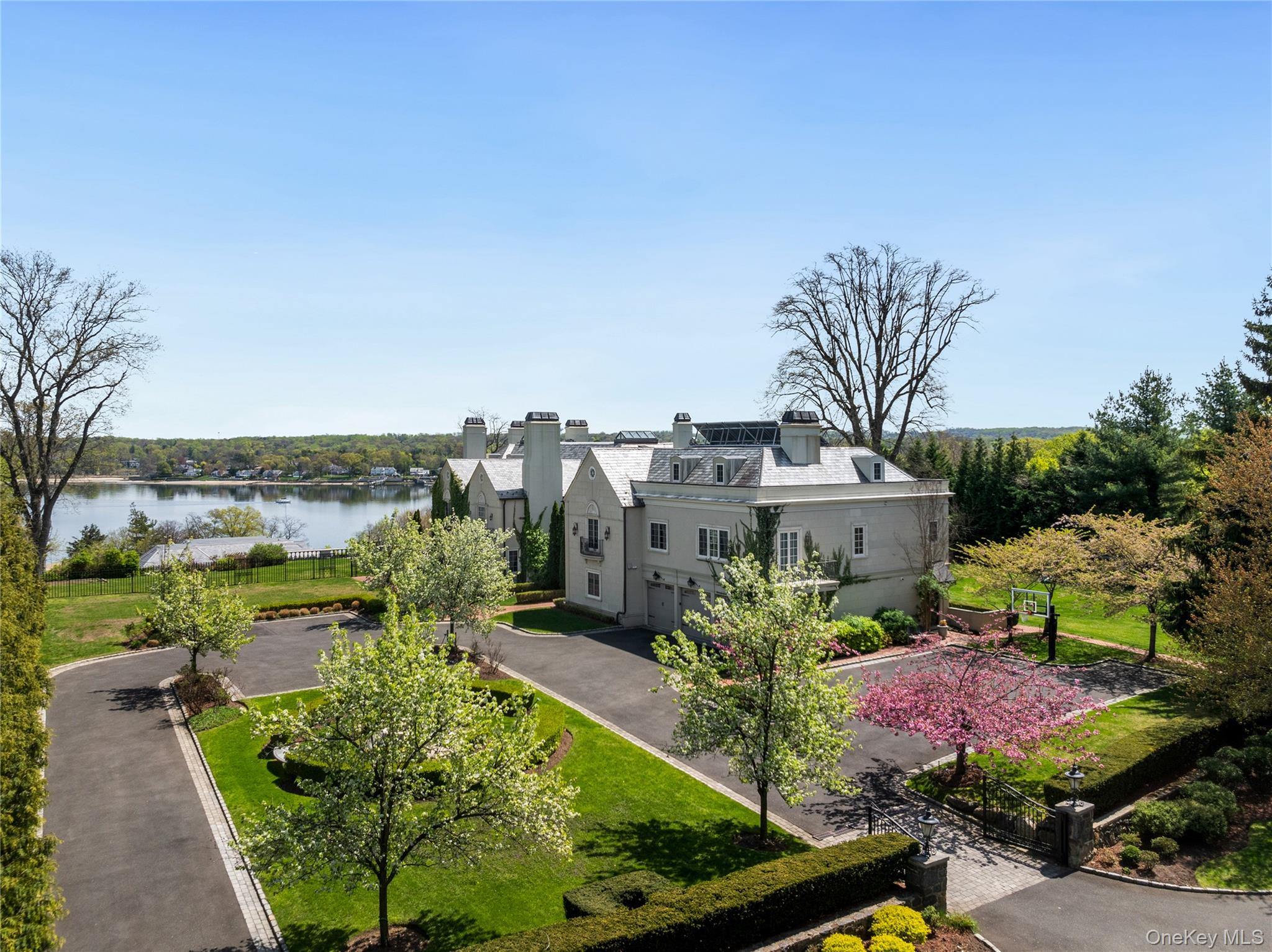 #1 photo, 6B Blue Sea Lane, ナッソー郡 Great Neck , NY 11024