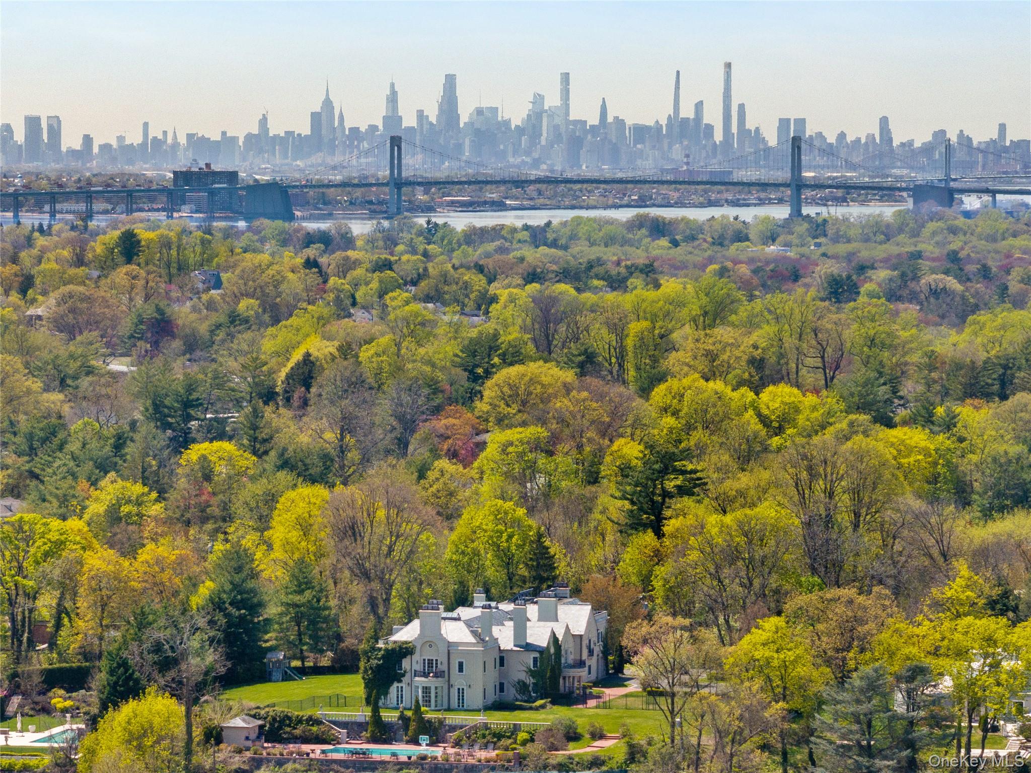 #4 photo, 6B Blue Sea Lane, ナッソー郡 Great Neck , NY 11024