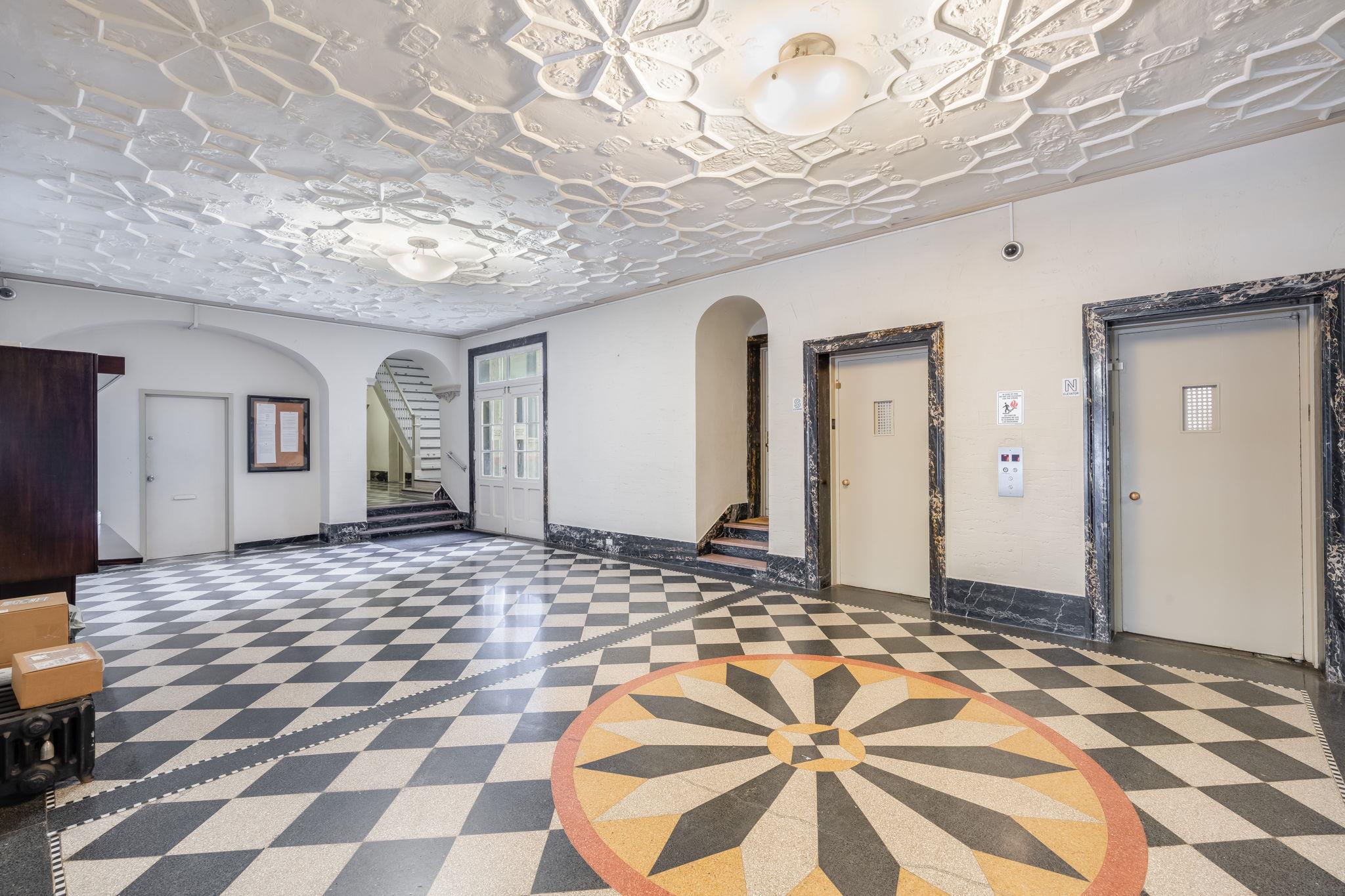 #7 photo, 7002 Ridge Boulevard, ブルックリン区 Brooklyn , NY 11209