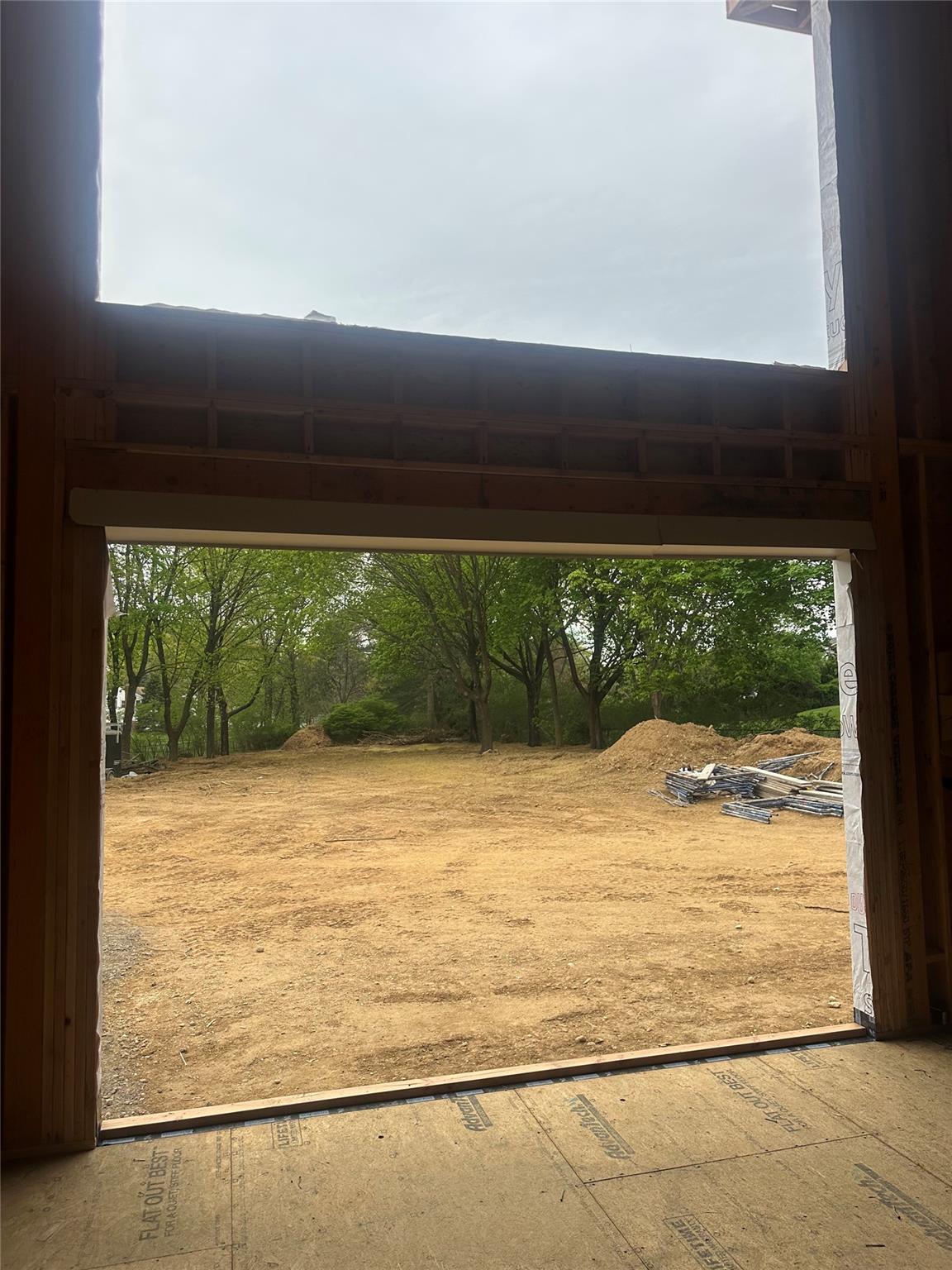 #2 photo, 3 Wedgewood Drive, سوفولك Dix Hills , NY 11746