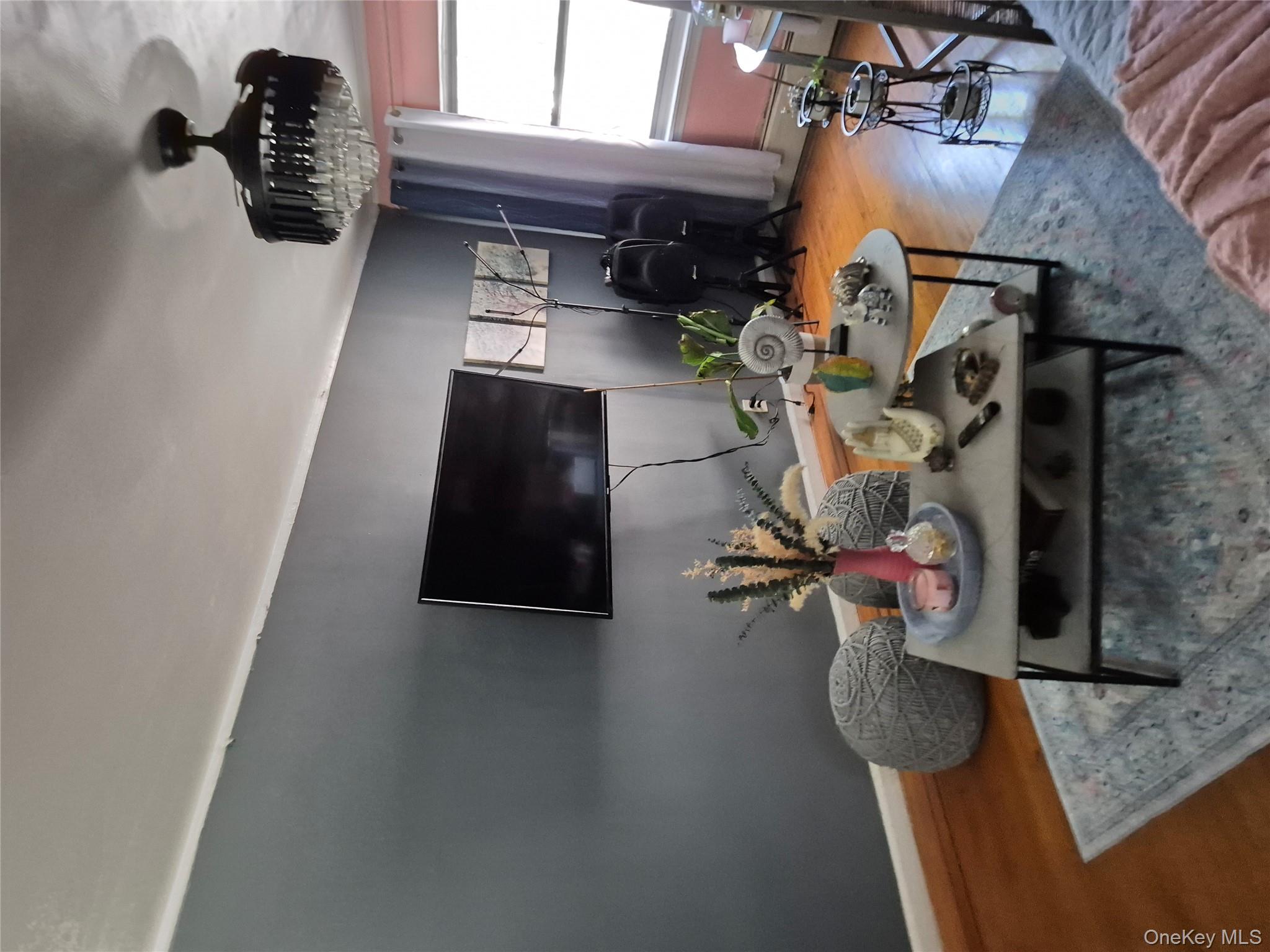 #5 photo, 3238 Tenbroeck Avenue, Bronx , NY 10469