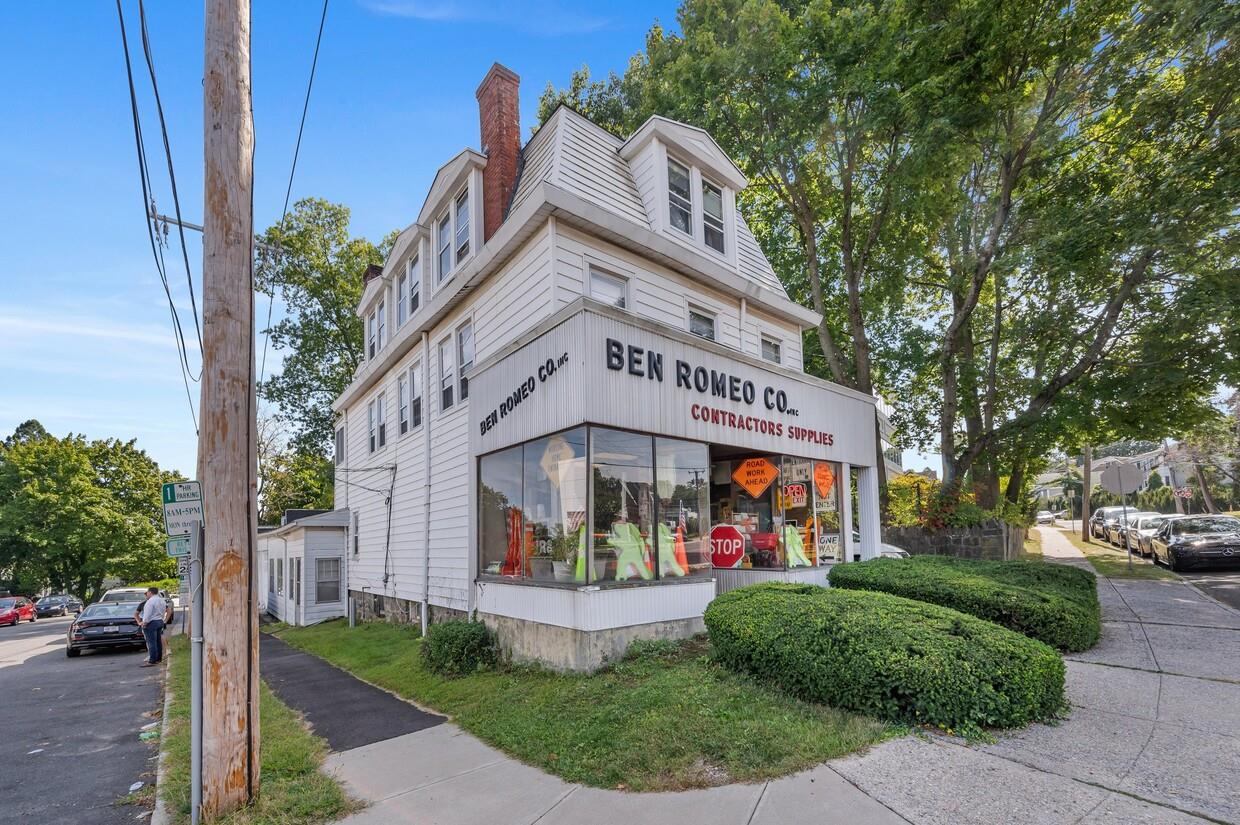 #1 photo, 1 Edgewood Avenue, Call Listing Agent , CT 06830